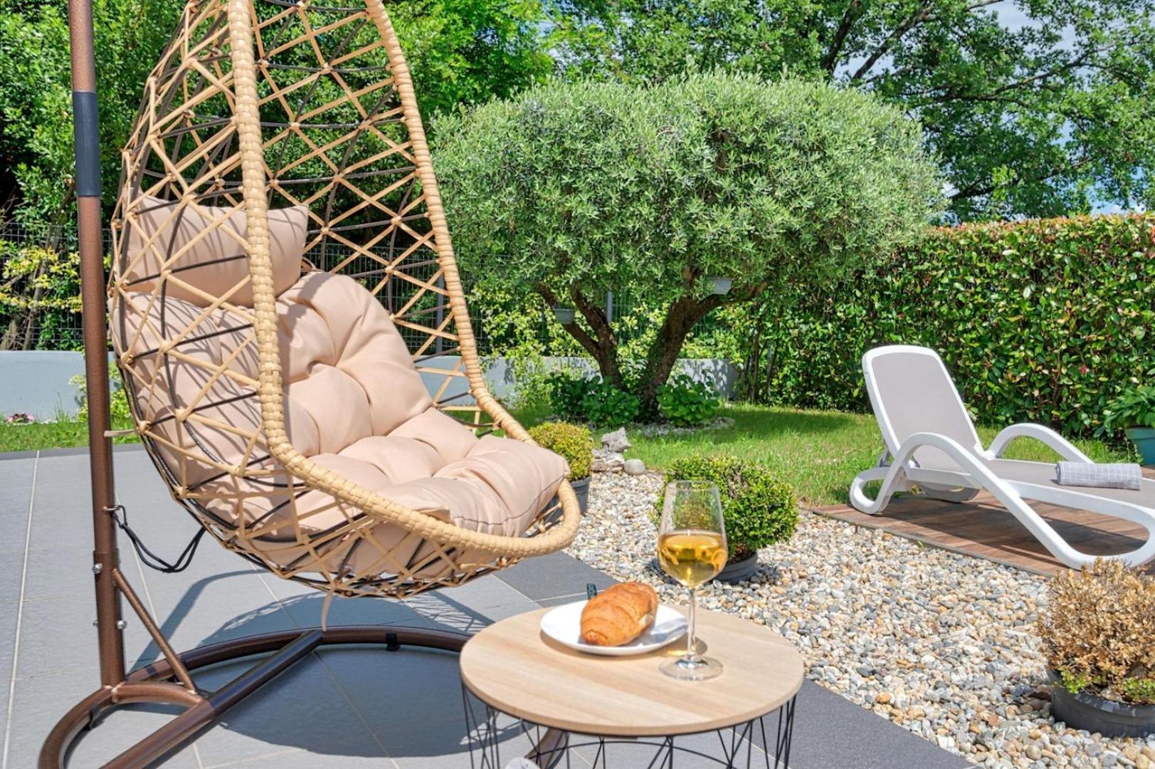 Sea view Villa Lina - with private pool, table tennis and pikado