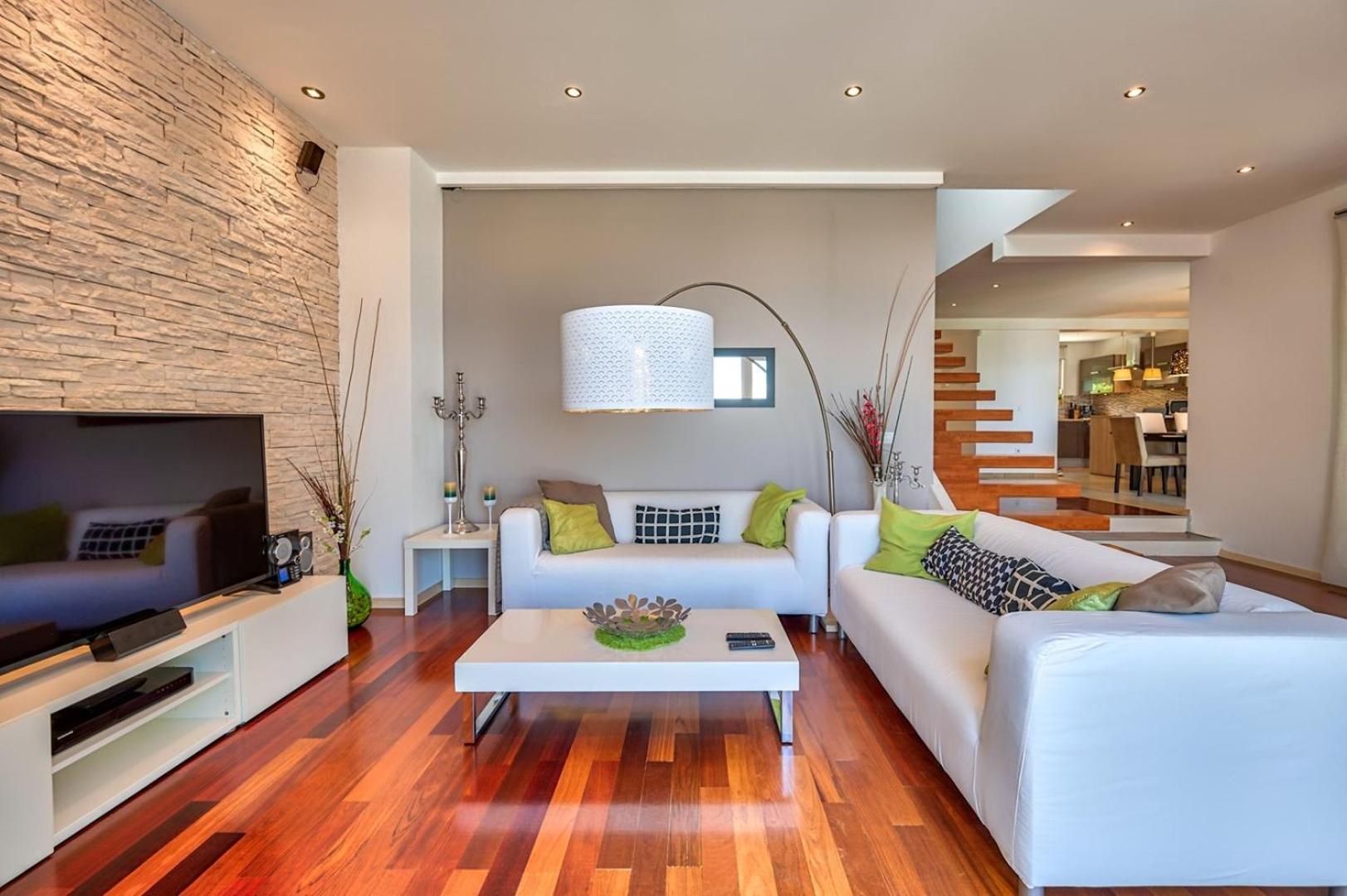 Sea view Villa Lina - with private pool, table tennis and pikado