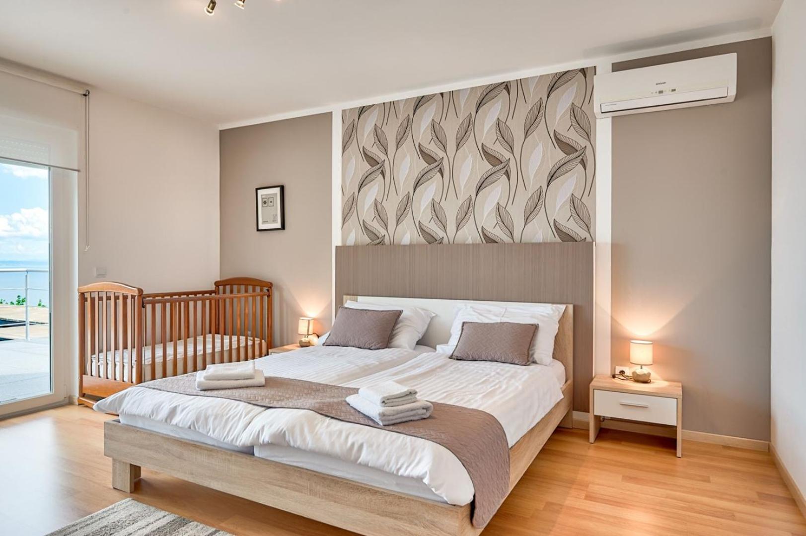 Sea view Villa Lina - with private pool, table tennis and pikado