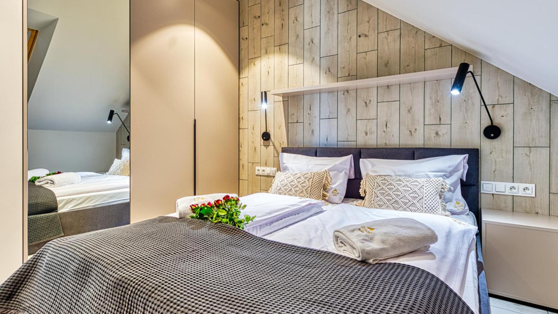 Royal Prestige Collection z prywatnym jacuzzi - STONE HILL RESORT z basenem i saunami