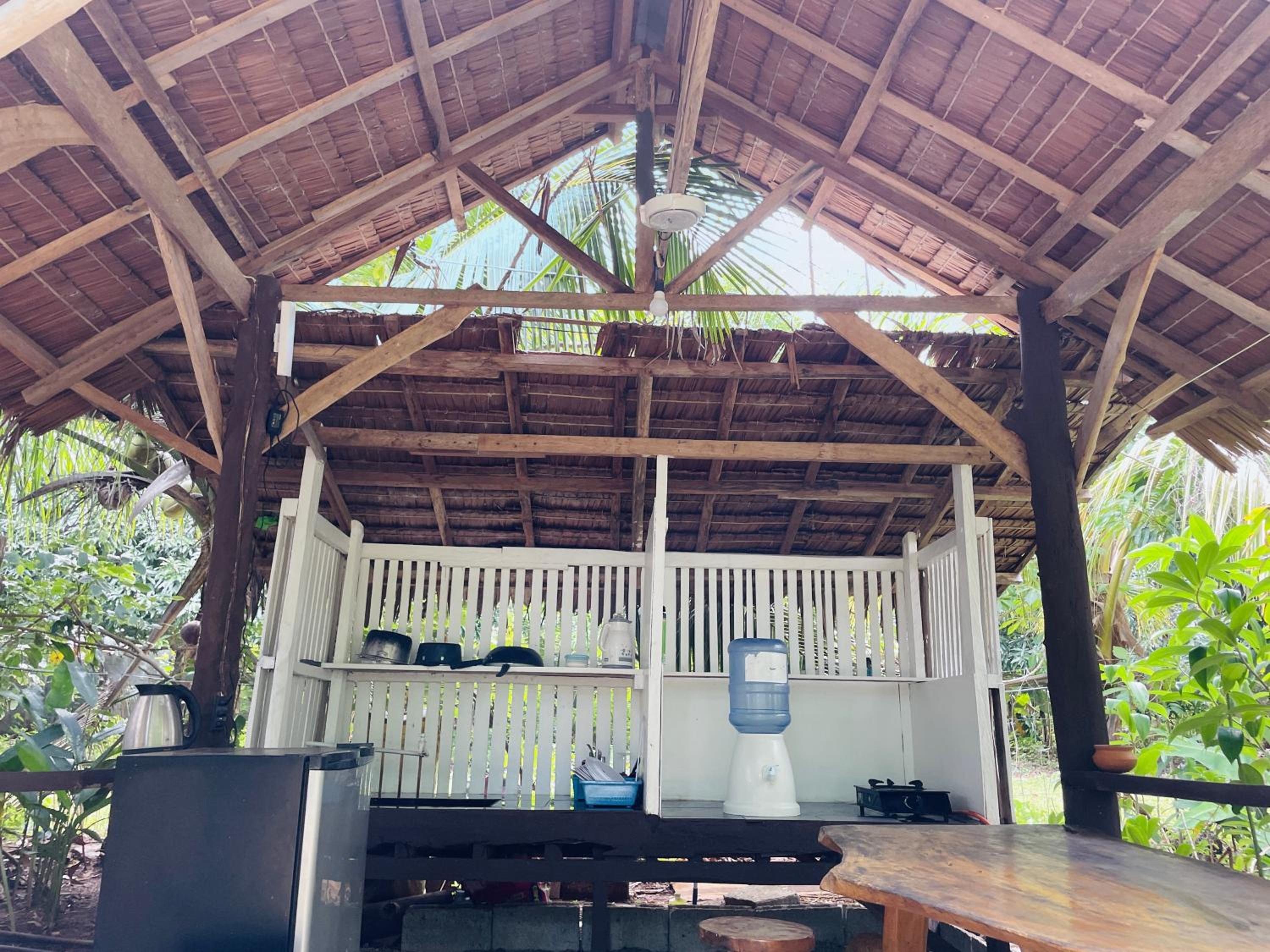 Travis Post Homestay view 3