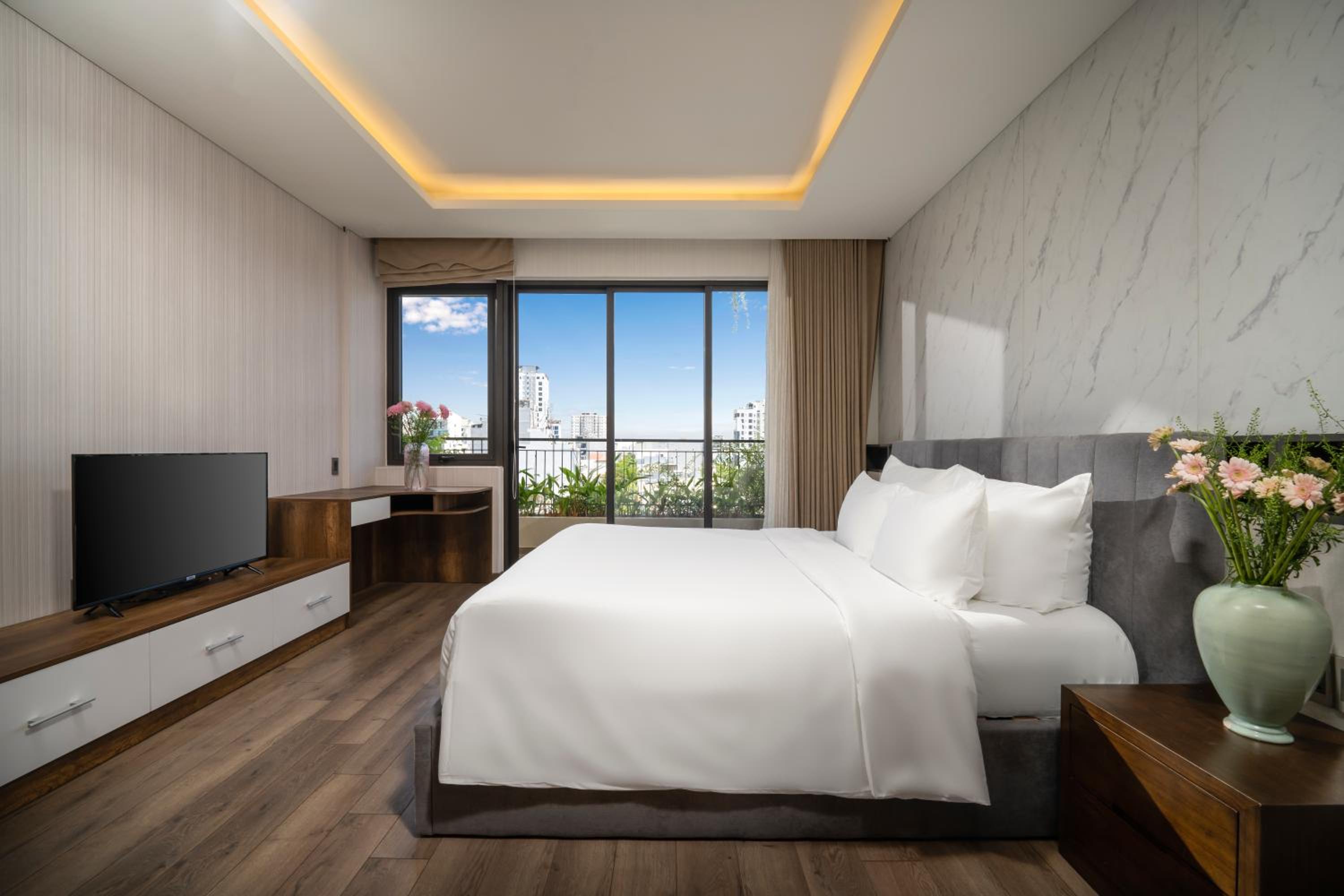 The Locals Hotel - Le Thuoc Da Nang