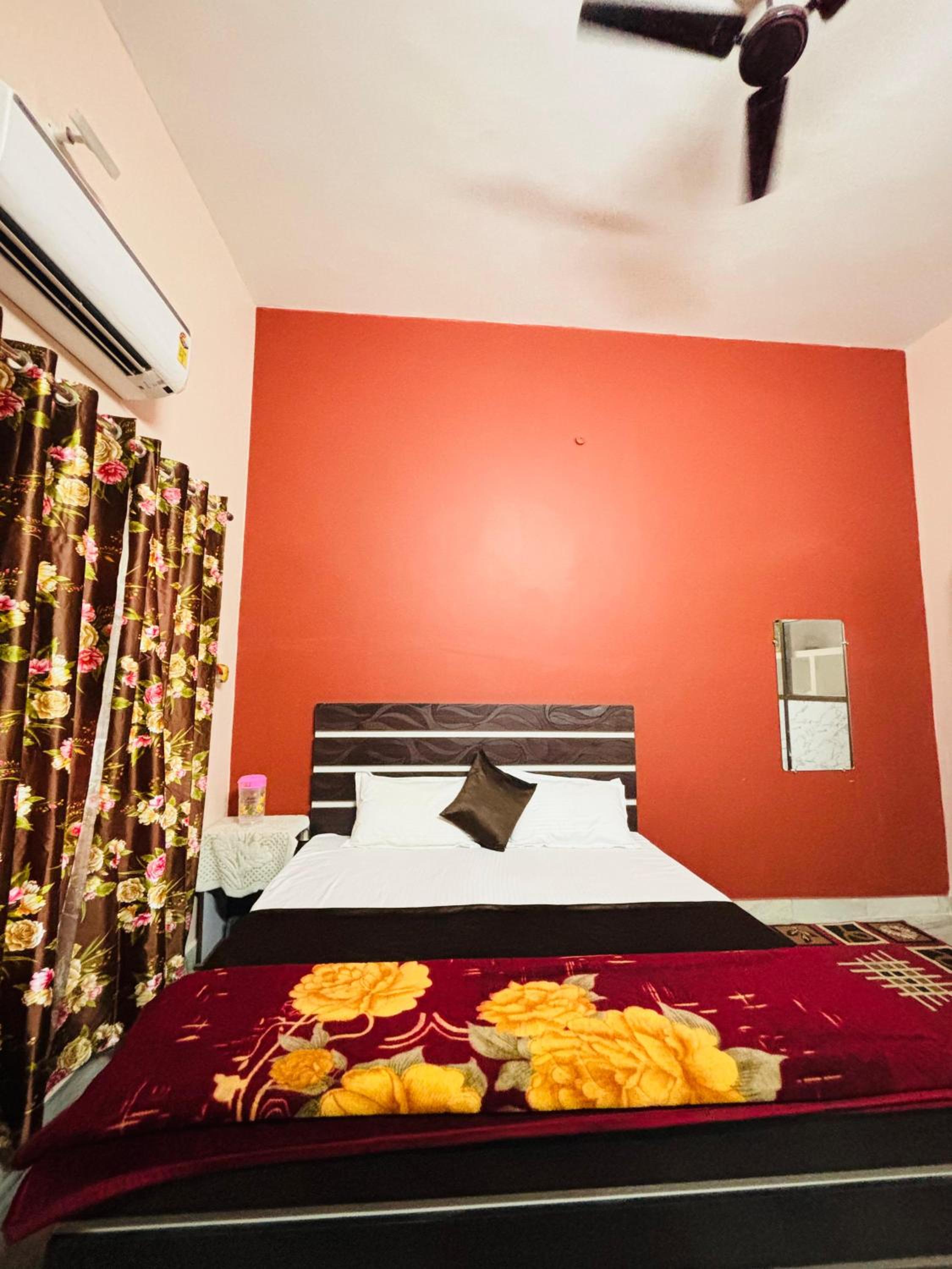 Yogeshwar Homestay