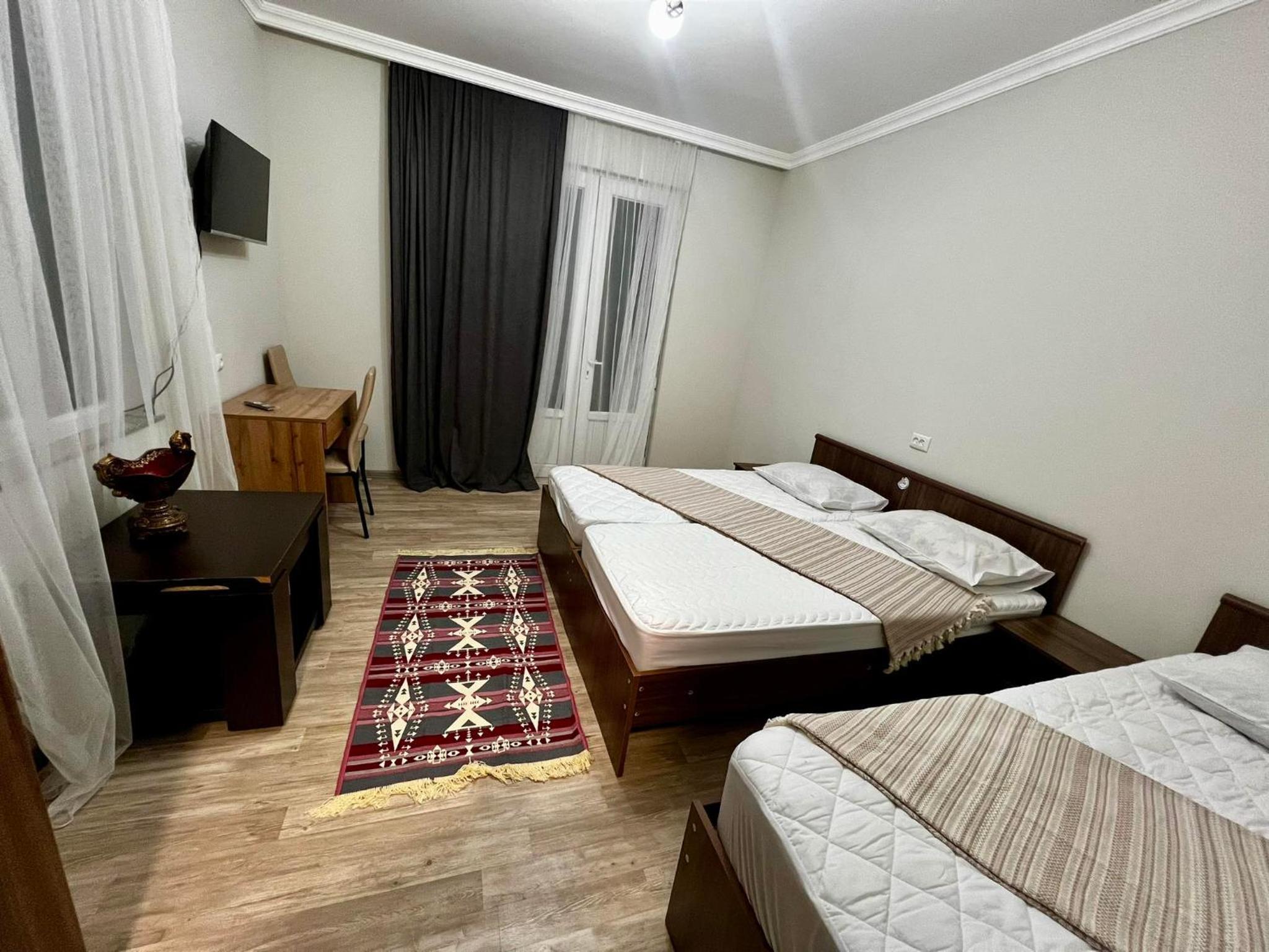 Guest House Leon view 5