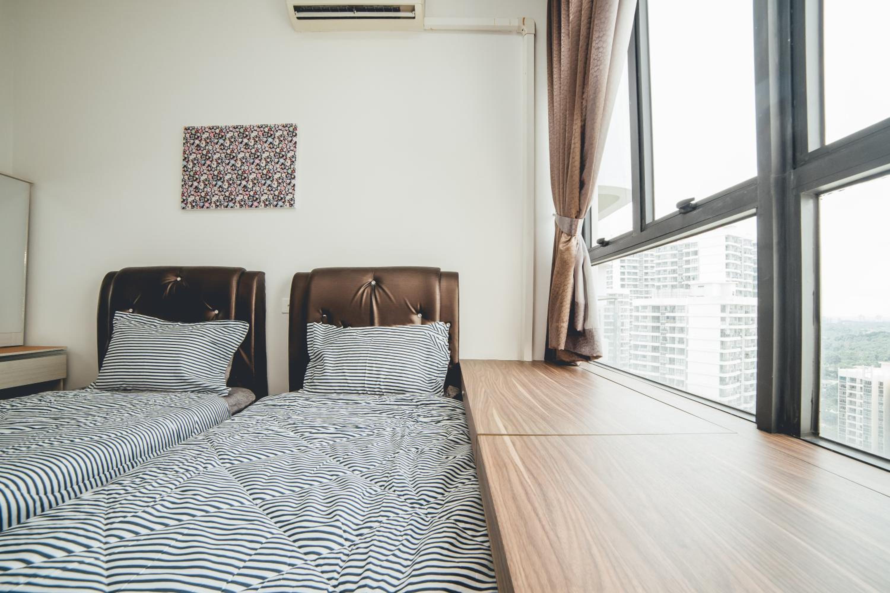 Danga Bay The Sunny Coast 3BR 8Pax by Our Stay