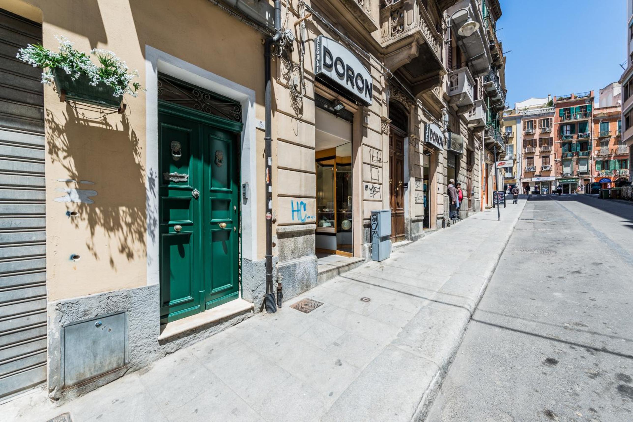 Charming apartment in the City center view 3