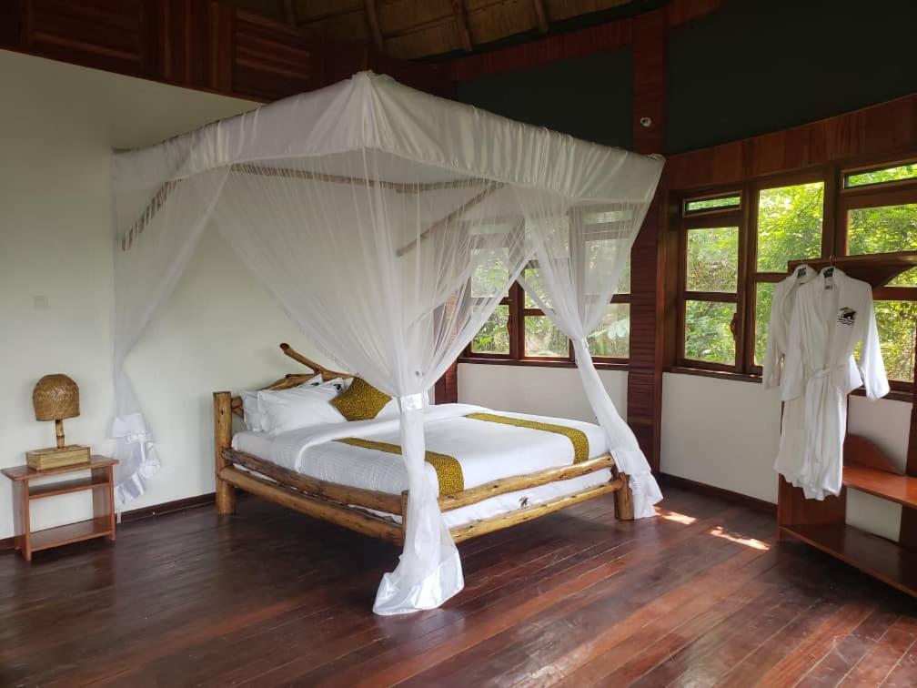 Kibale Tourist Safari Lodge