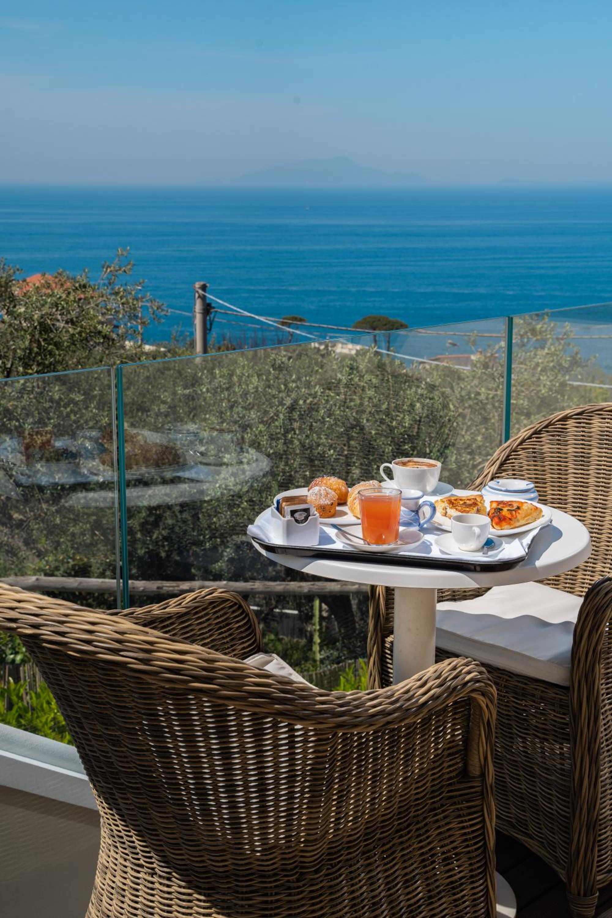 MelRose Relais