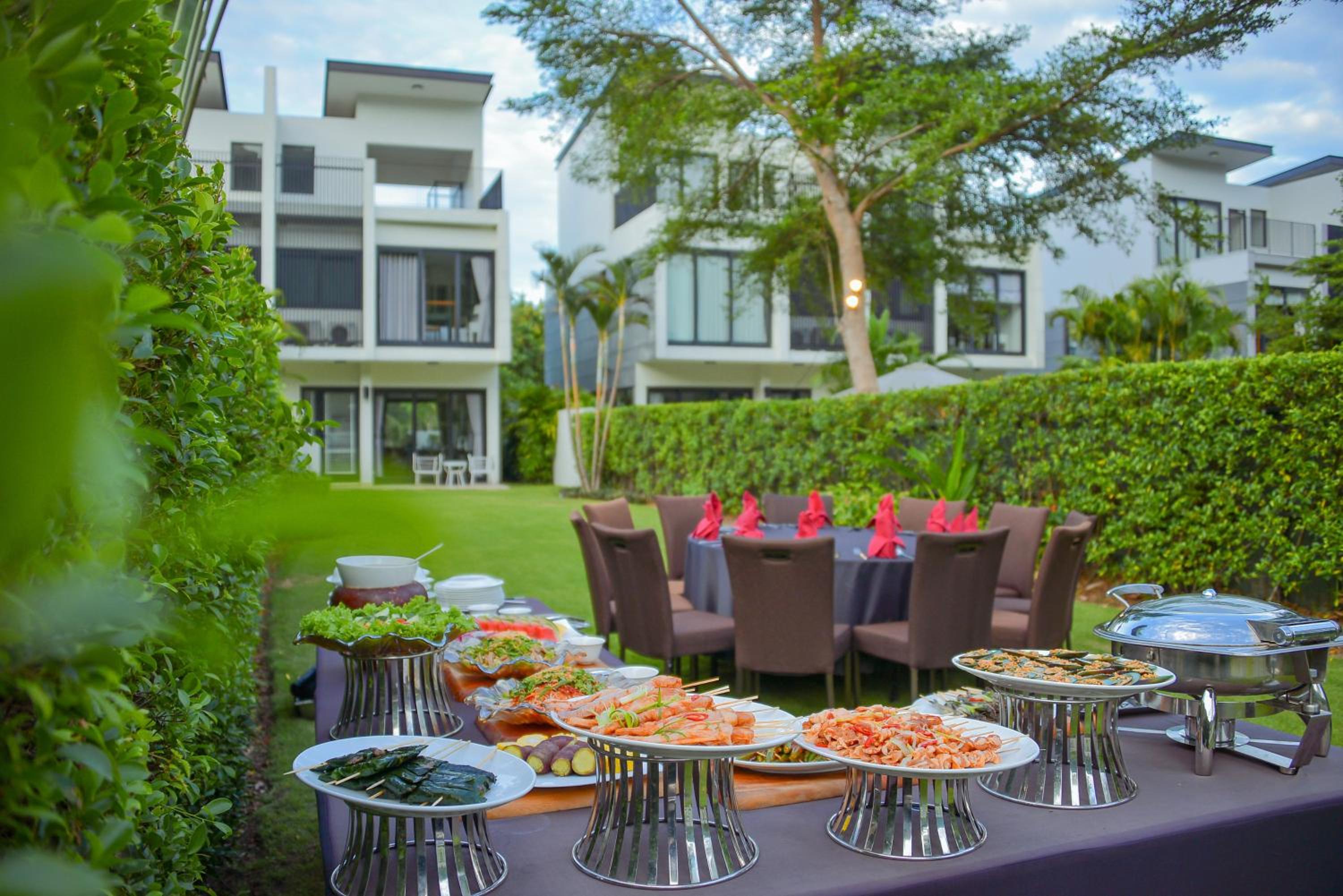 Laguna Parkside Lăng Cô view 3