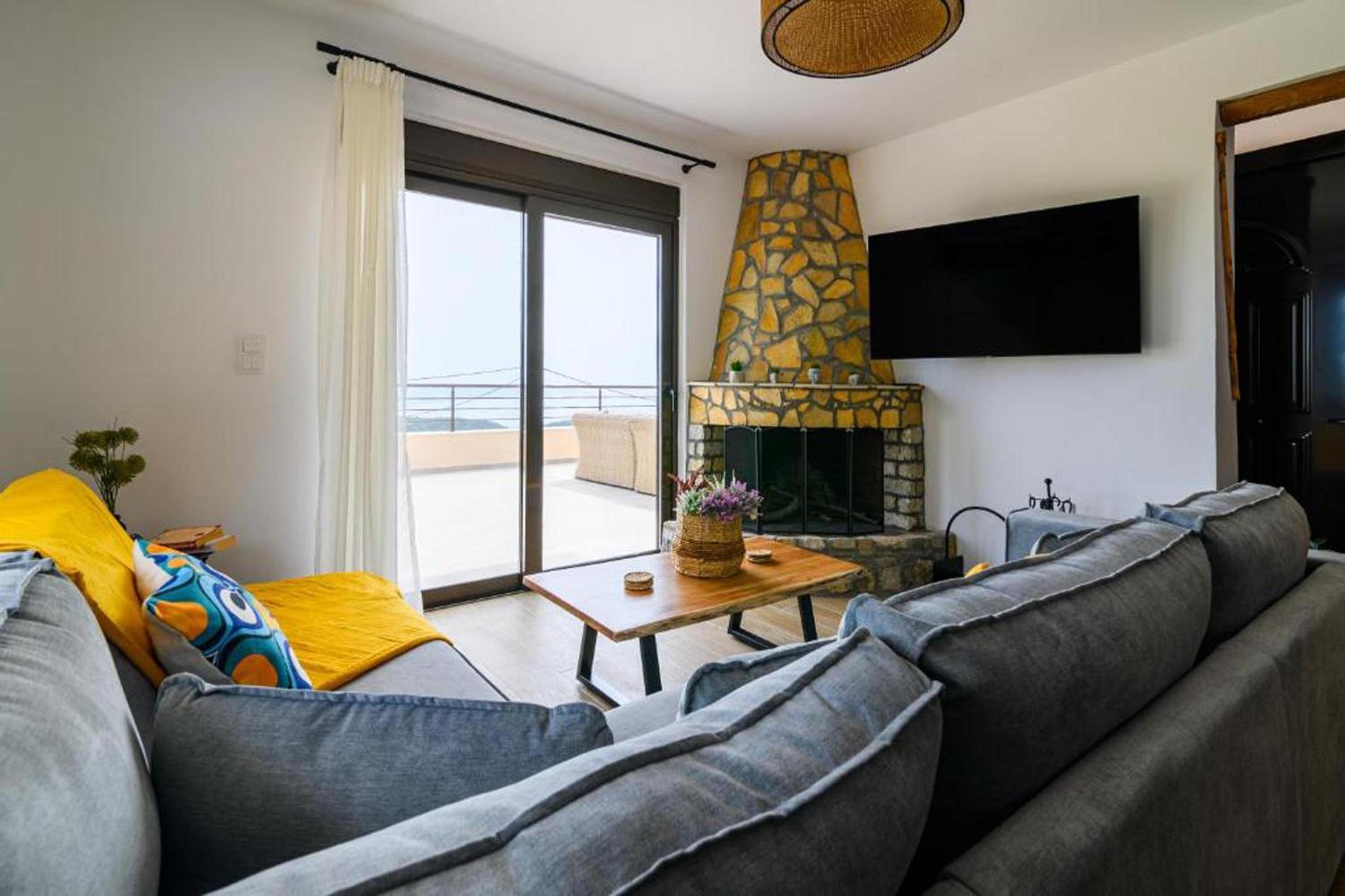 Arsithea Villa