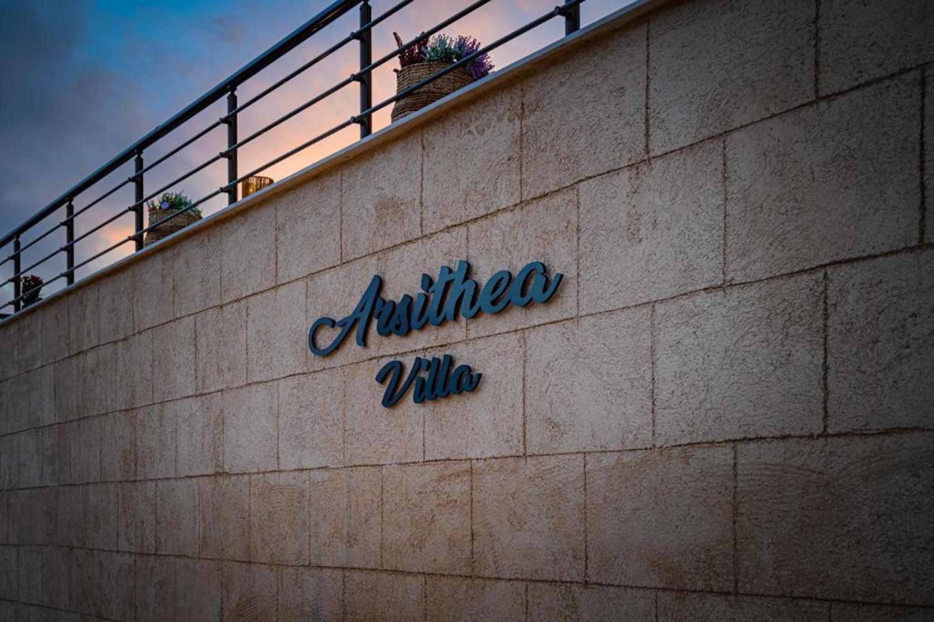 Arsithea Villa