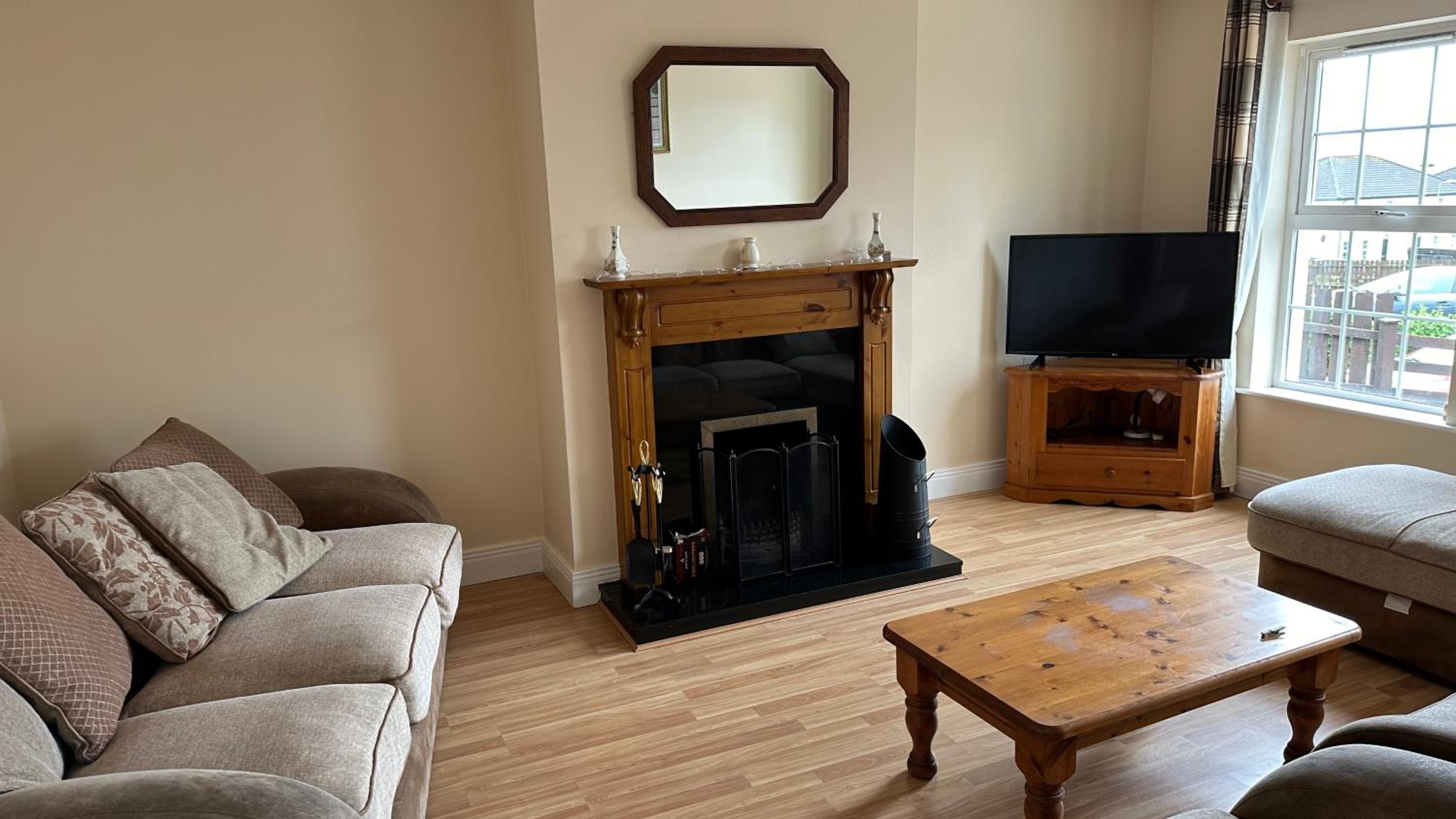 Letterkenny Vacations - Four bedroomed Townhouse - Property Image 2