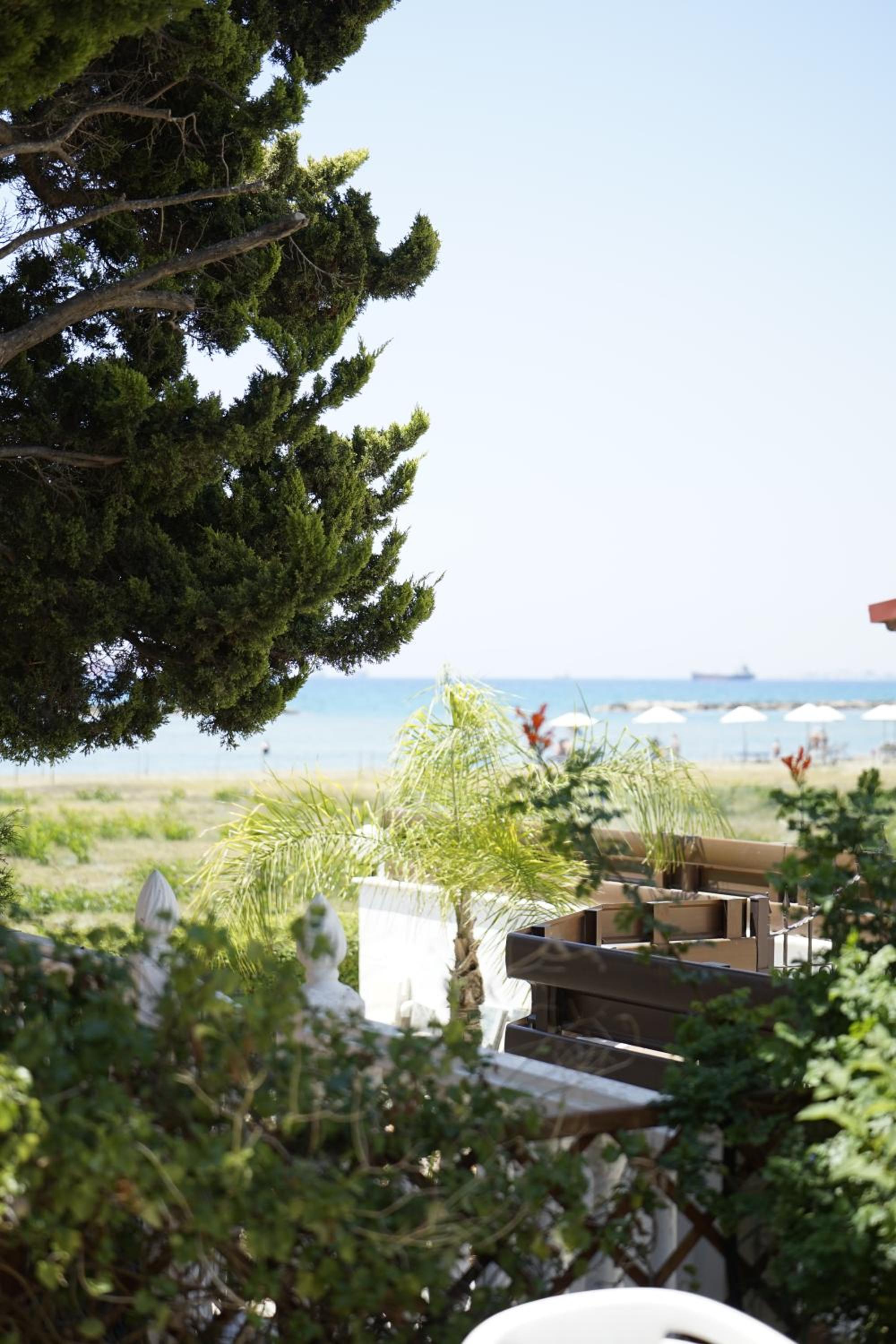 Lazuli Seafront Beach House Nr18