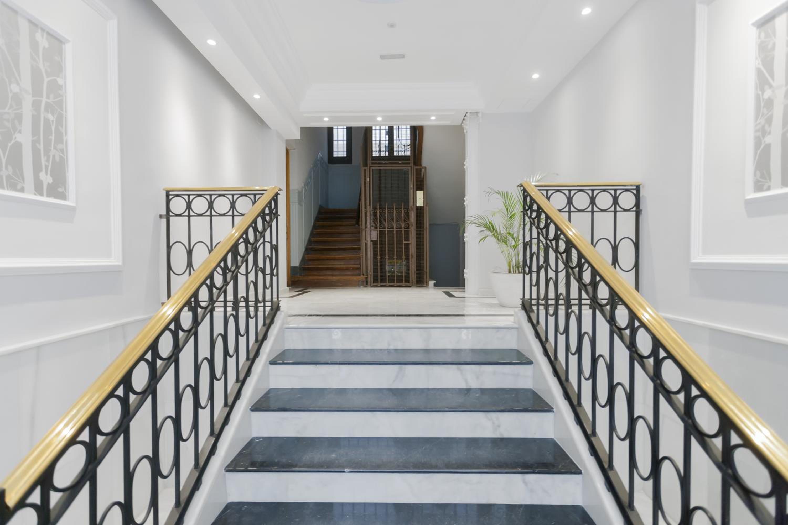 Apartamentos Blume Conde Aranda