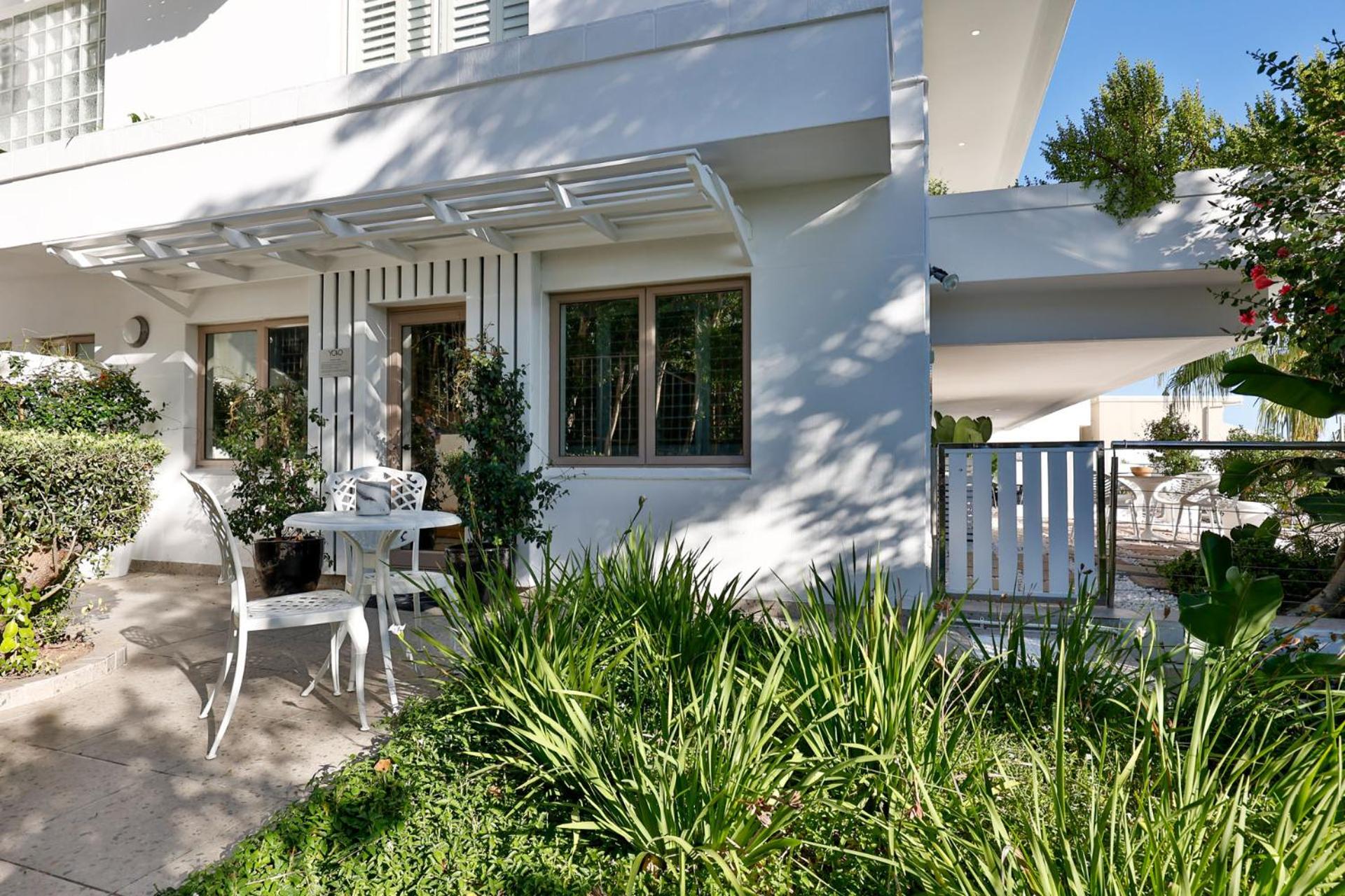 Clifton YOLO Spaces - Clifton Mansion Villa view 2