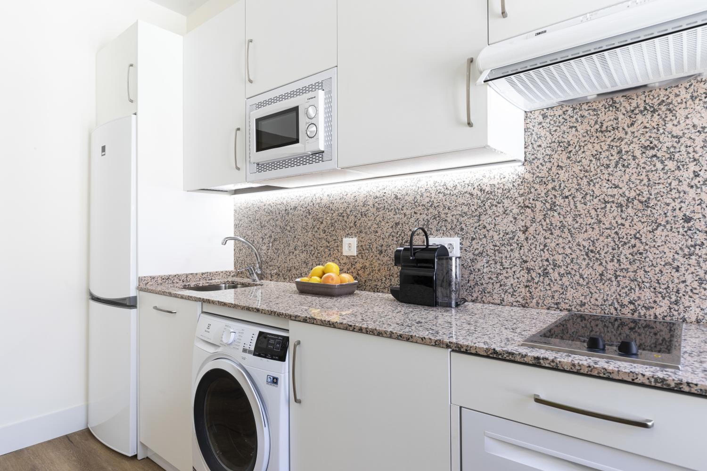 Apartamentos Blume Conde Aranda