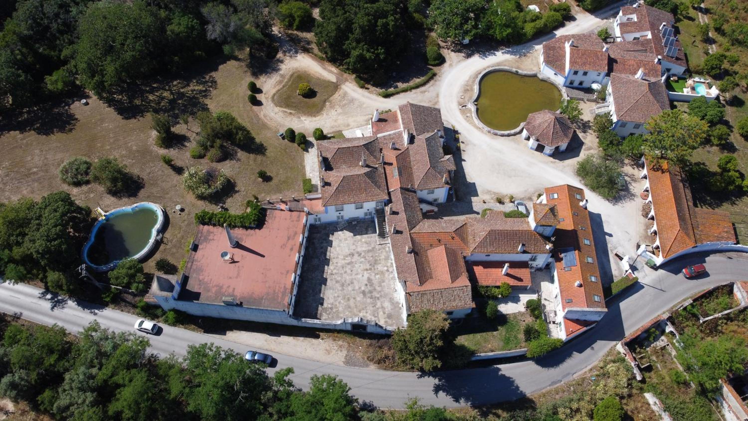 Unique Villa Near Lisbon with Pool & Magical Decor view 3