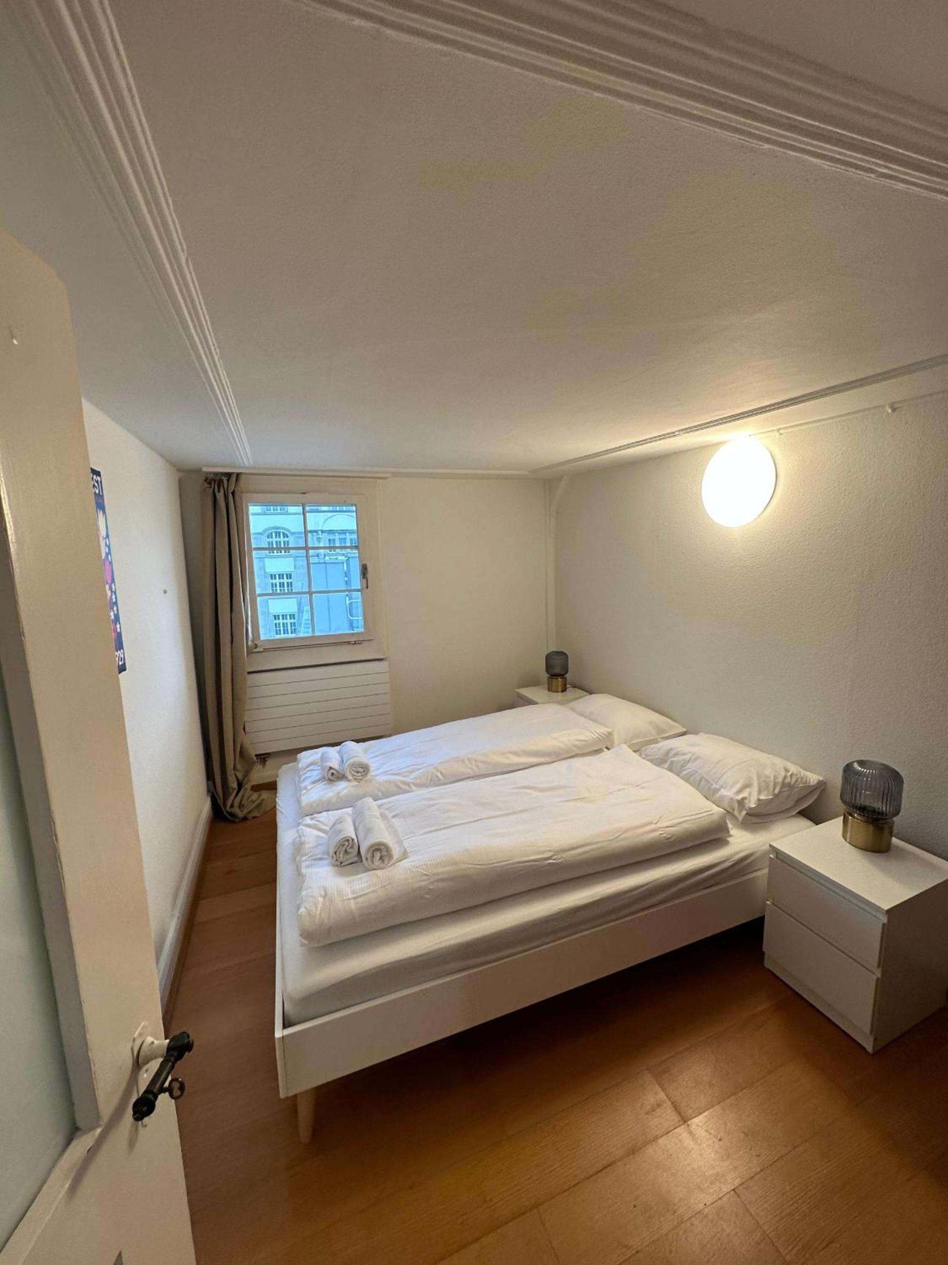 HITrental Limmatquai Apartments