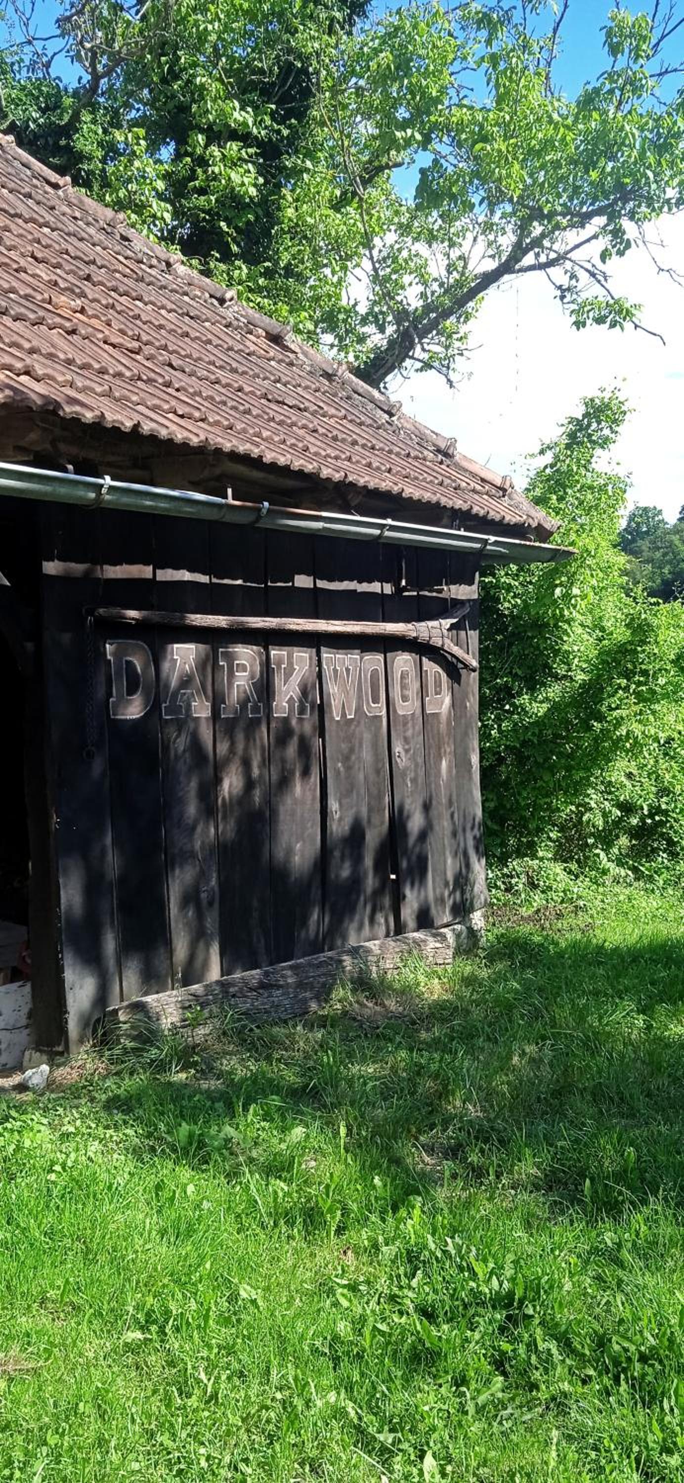 Guesthouse DARKWOOD