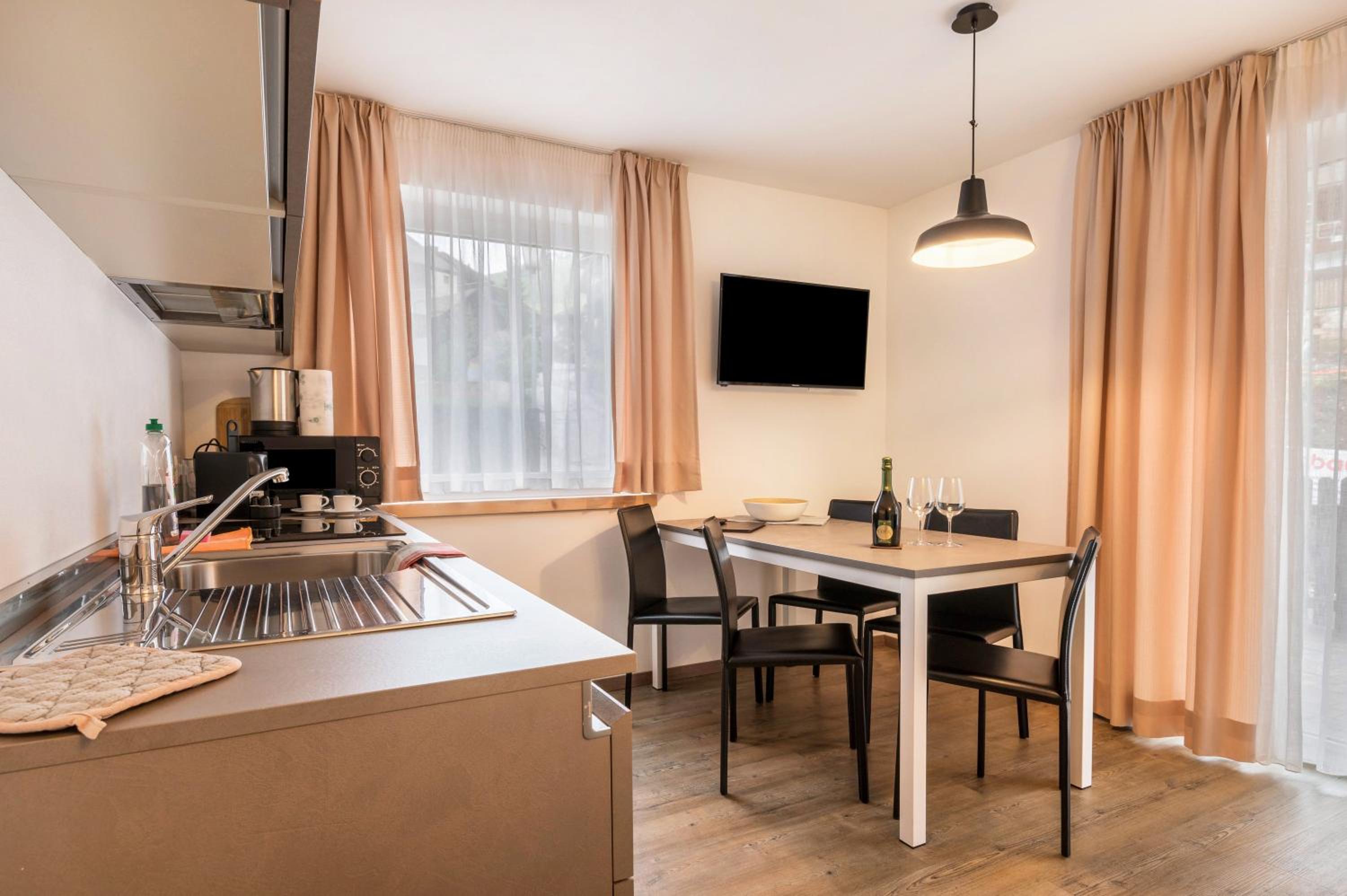 Apartment Cater Residence Bun Ste view 5