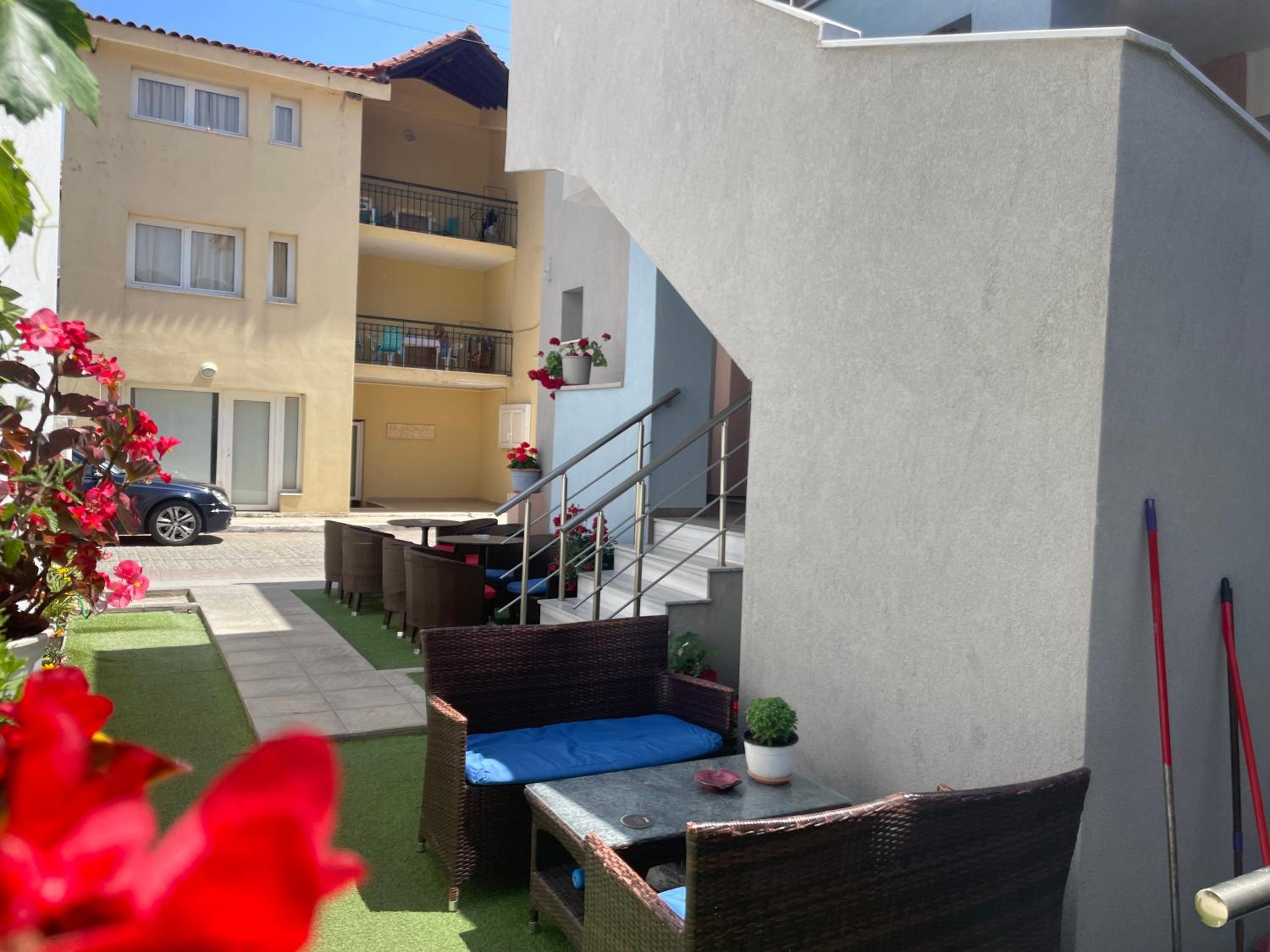 Villa Alimos