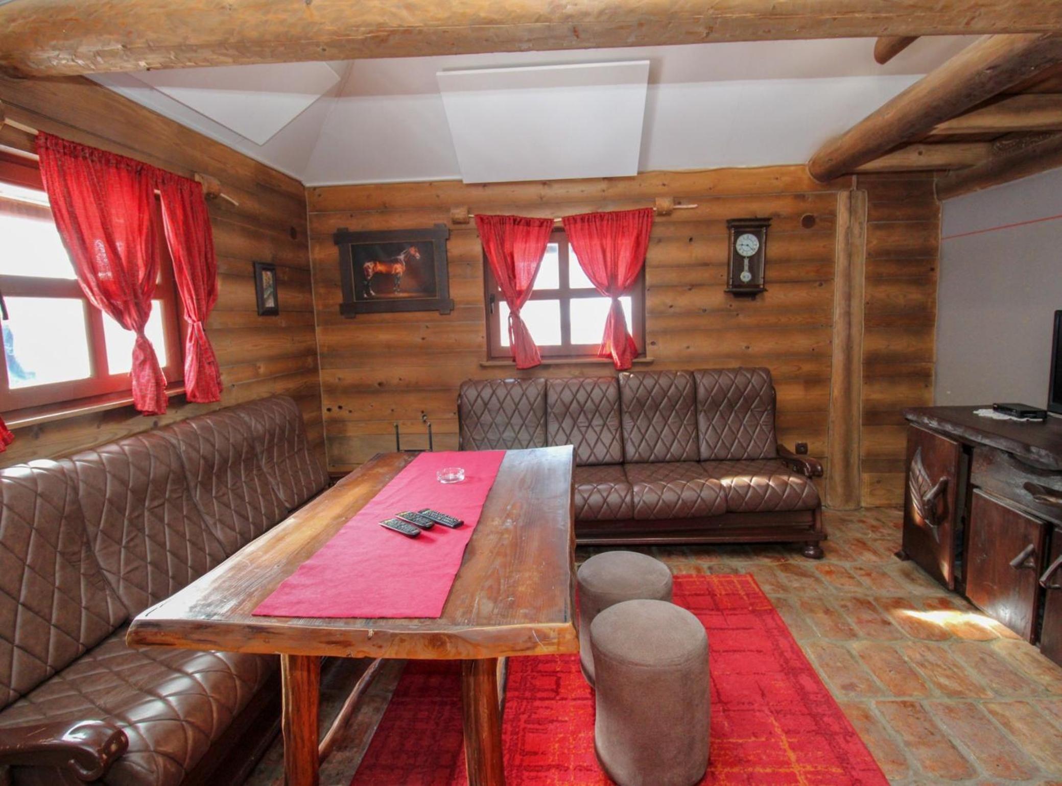 Ethno Village Dolina Mira