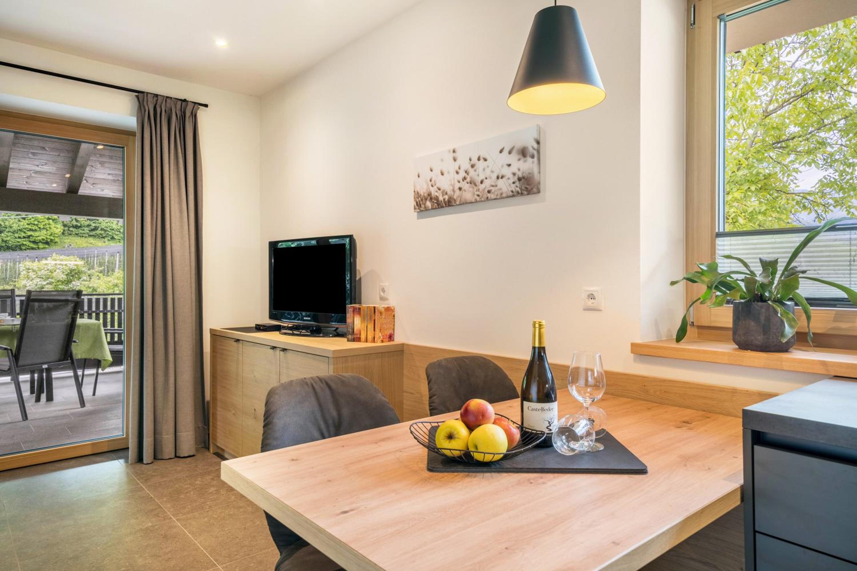 Wiesgut Apartment Stark view 3