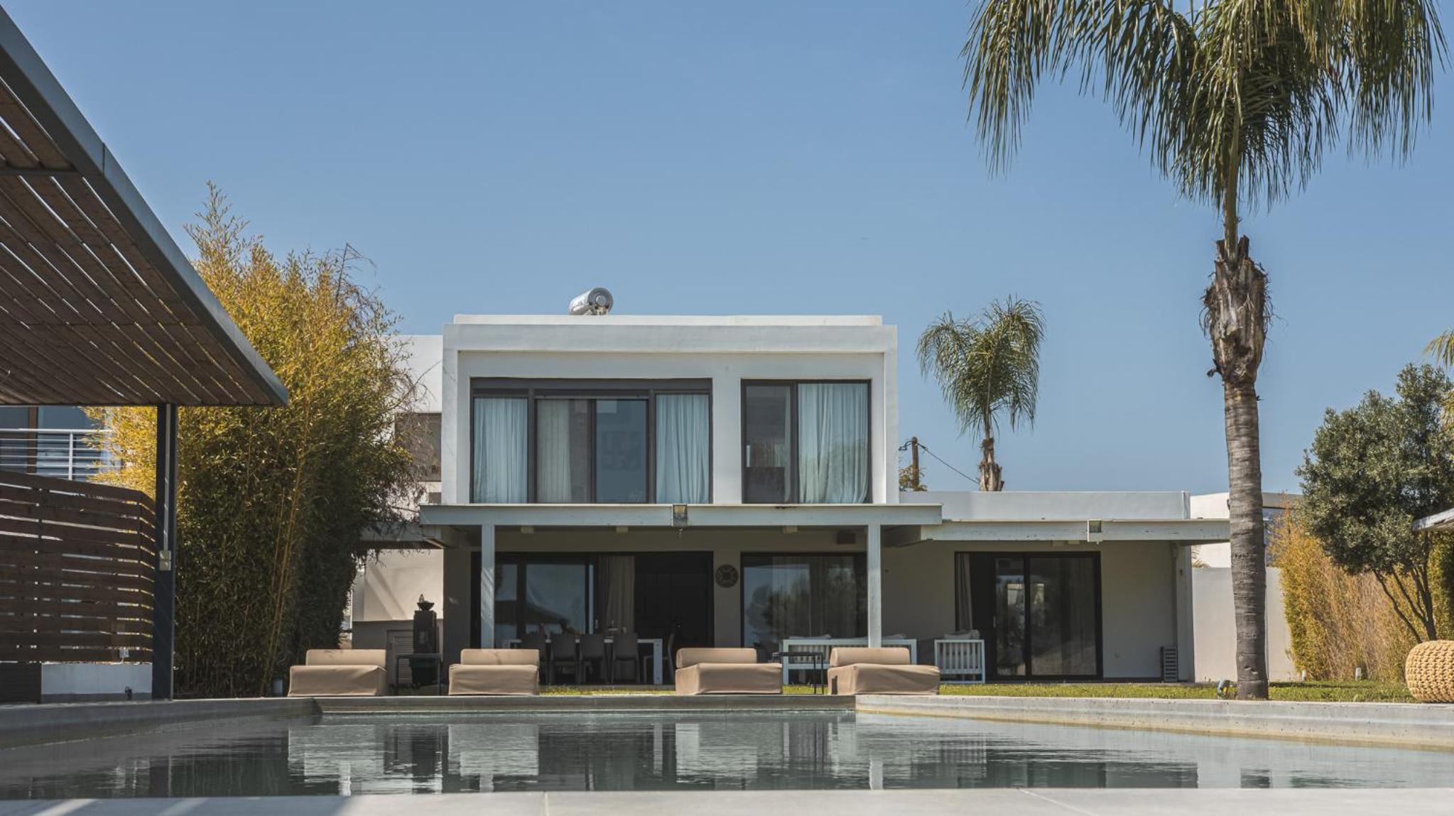 RLM Prime Beach Panoramic Villa view 3