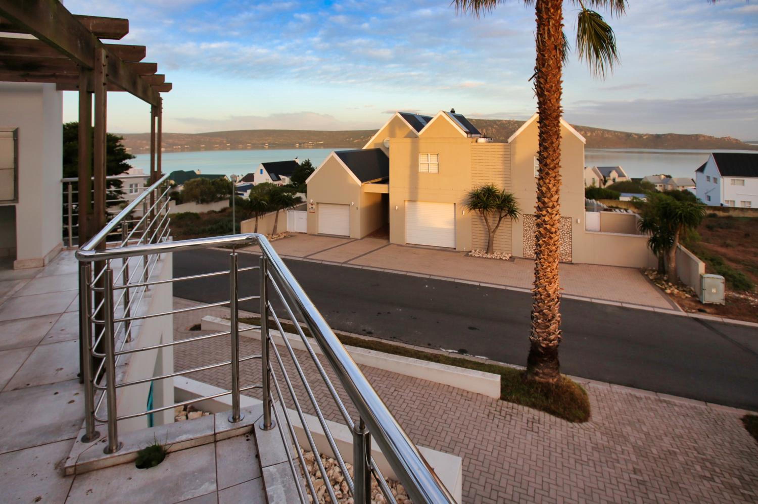 The Spry House, Langebaan, 8-sleeper view 3