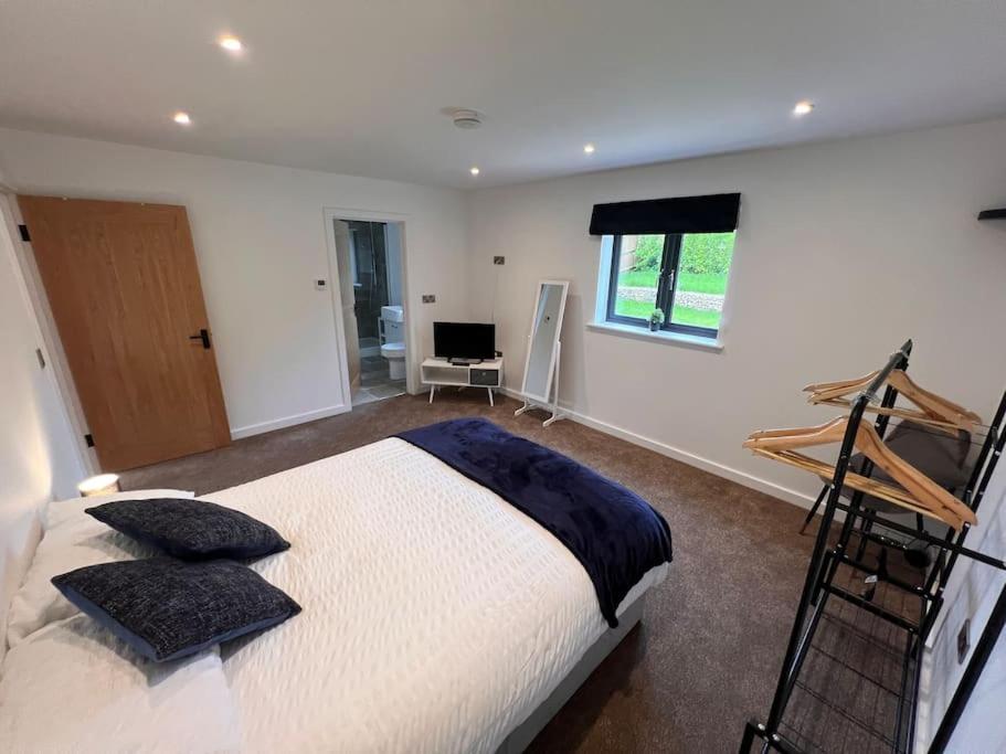 Stylish & Spacious Getaway