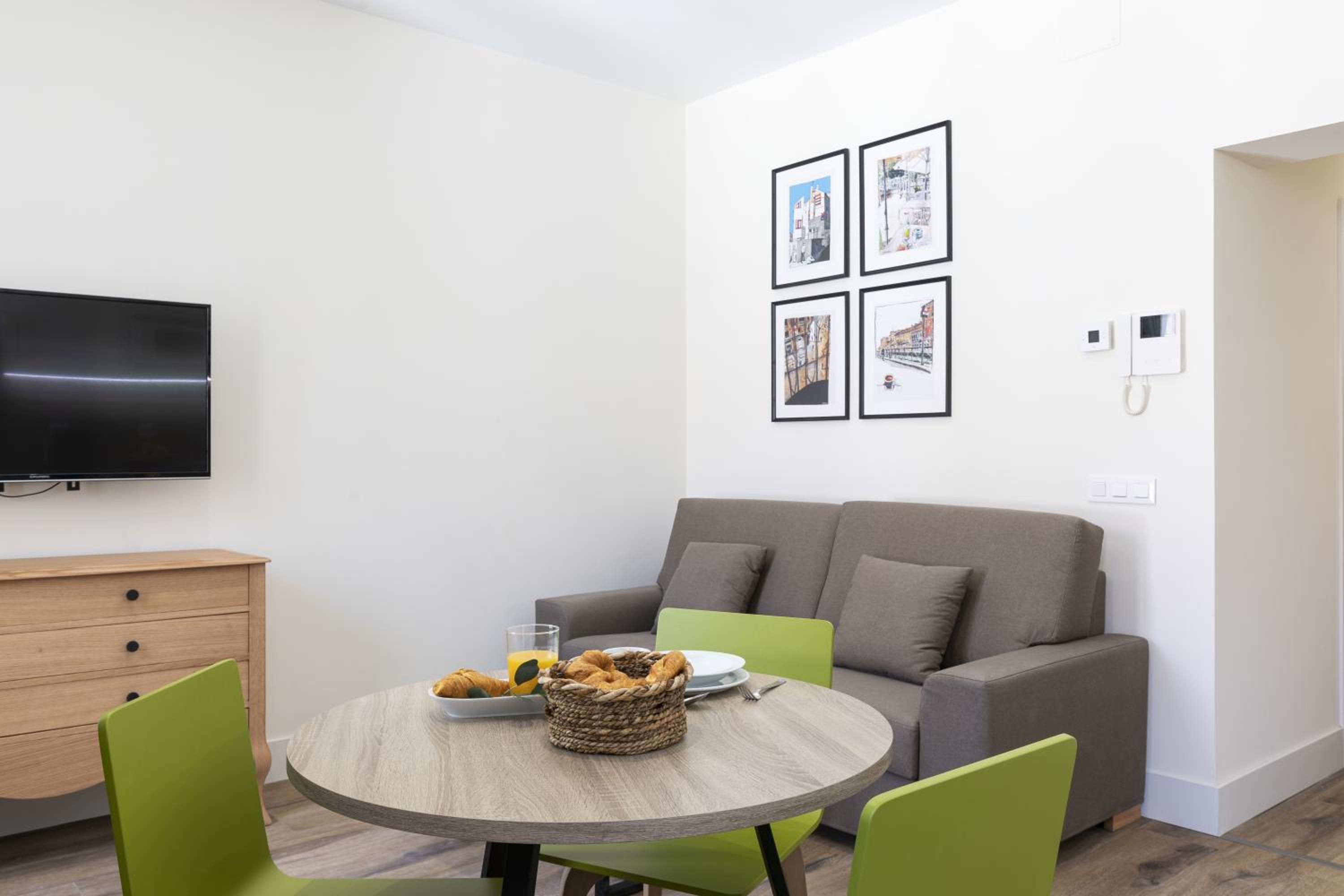 Apartamentos Blume Conde Aranda