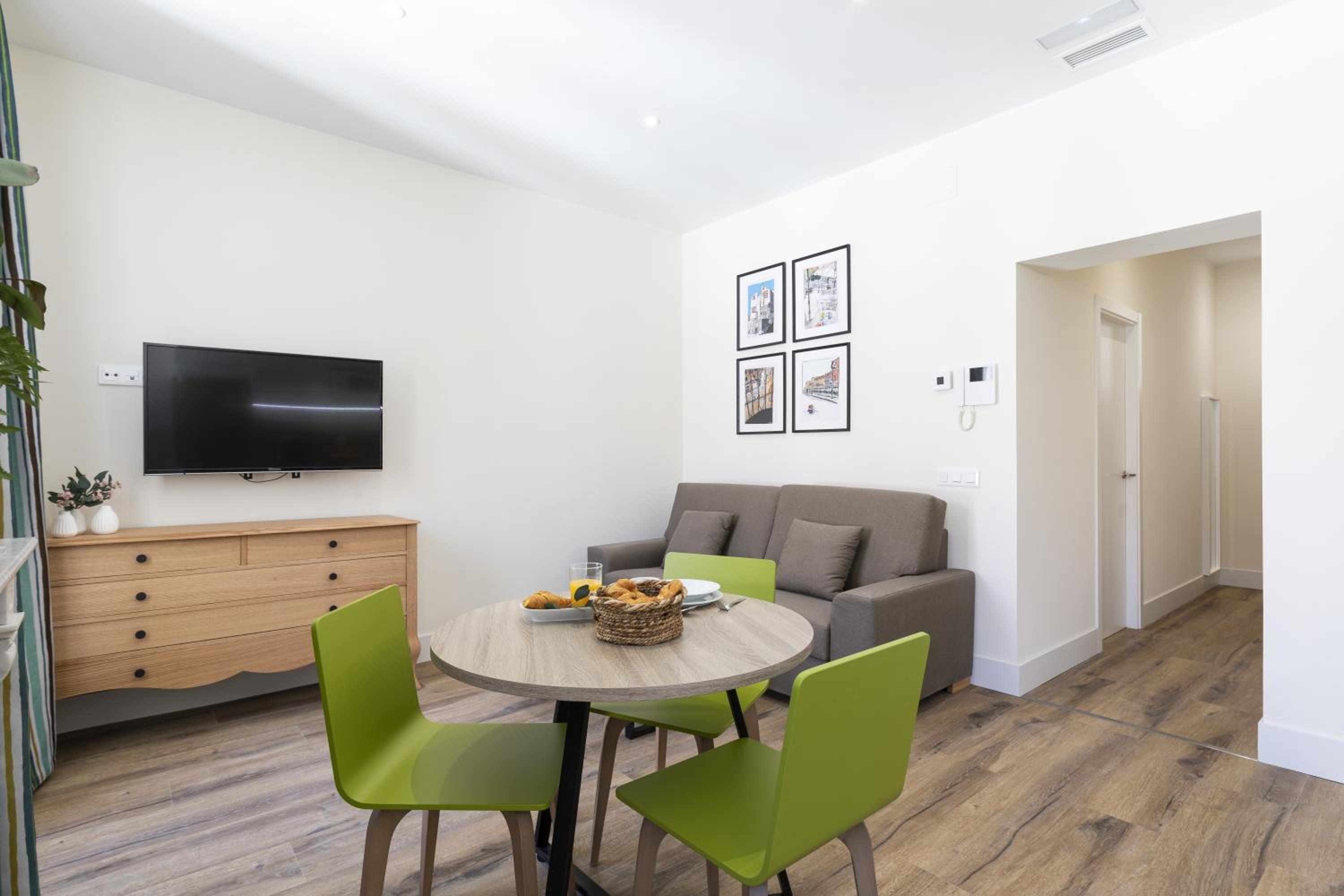 Apartamentos Blume Conde Aranda