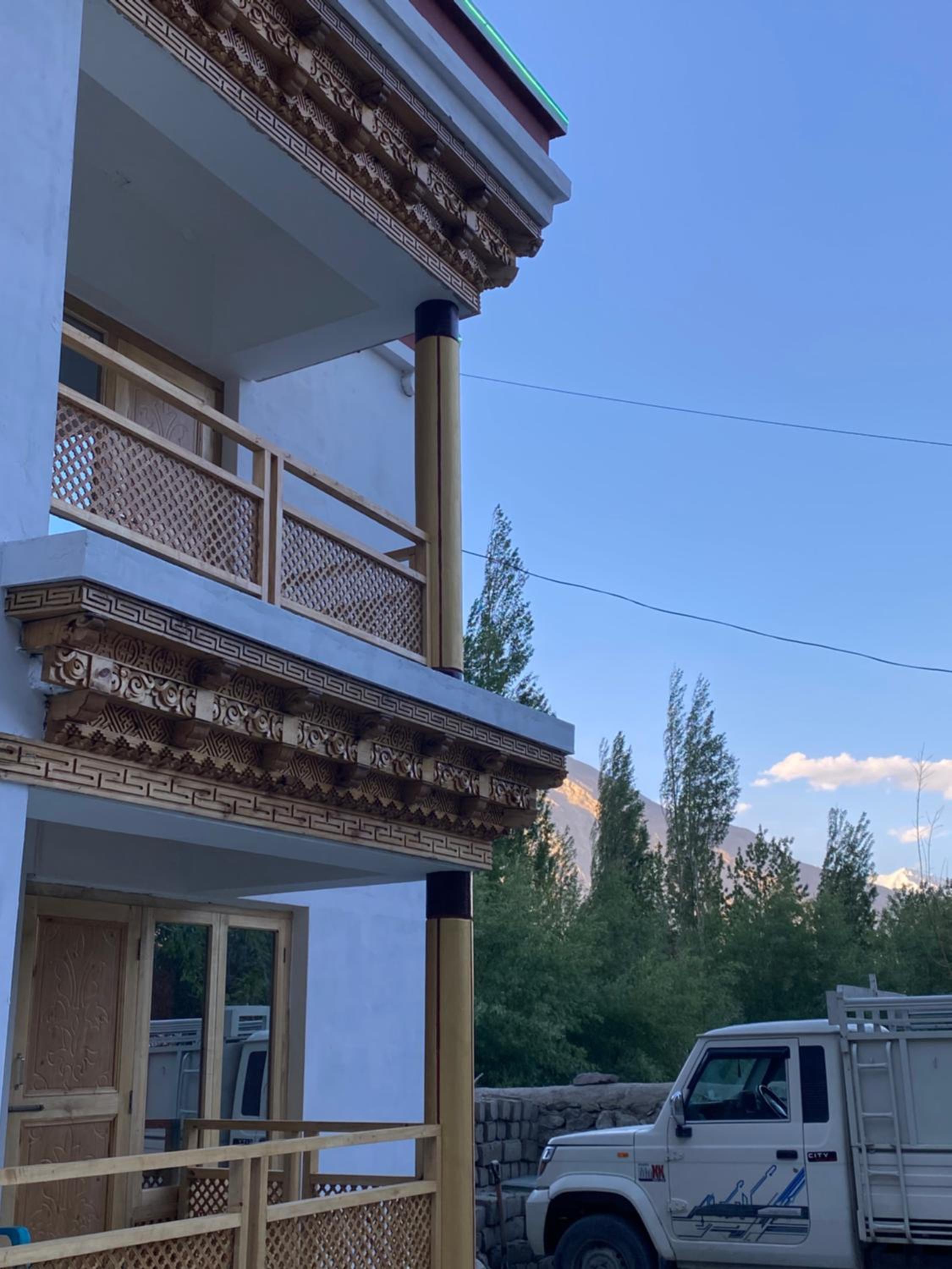 Wachan Guest House -Hunder Nubra valley view 4