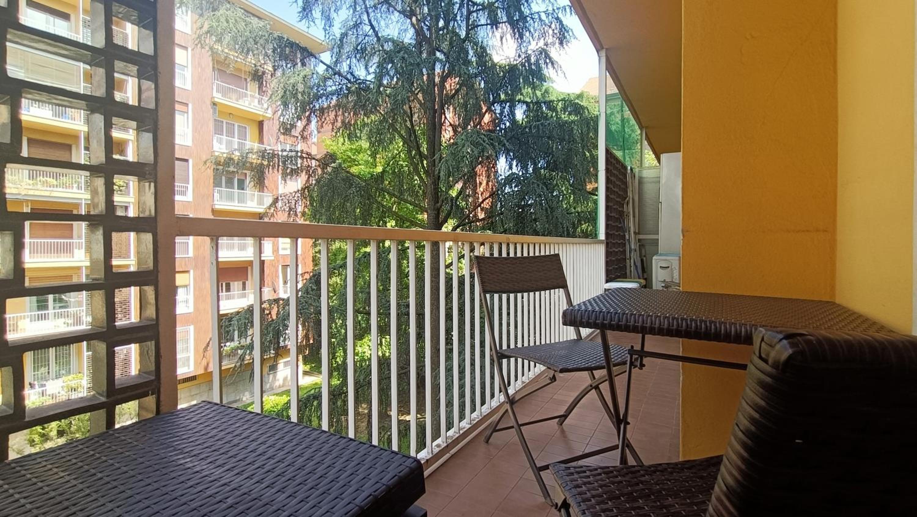 SAHI - Via Dei Ciclamini MM1 Primaticcio, Stadio San Siro, ospedale San Carlo