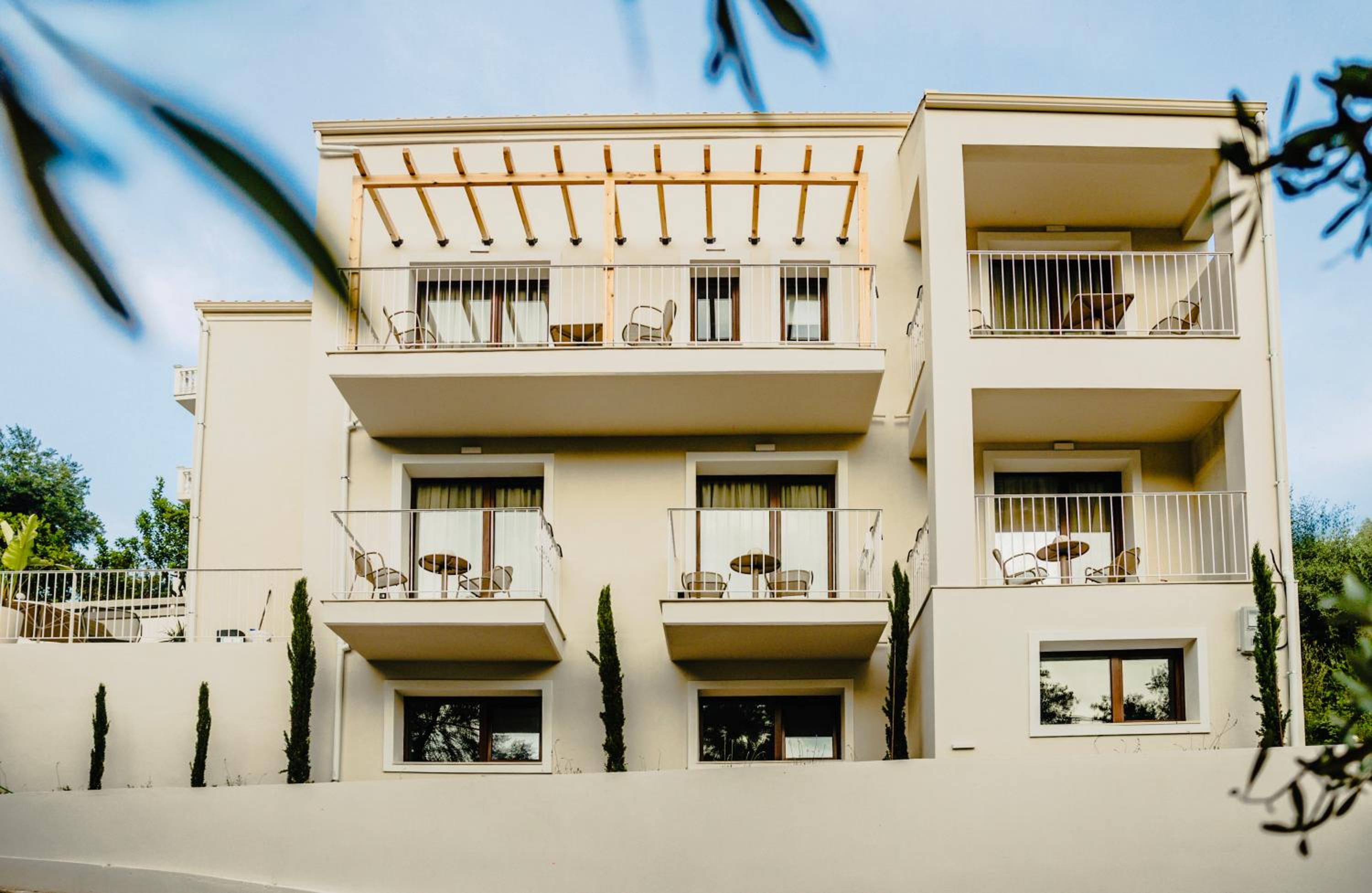 Hotel PARGA SUITES - Image 1