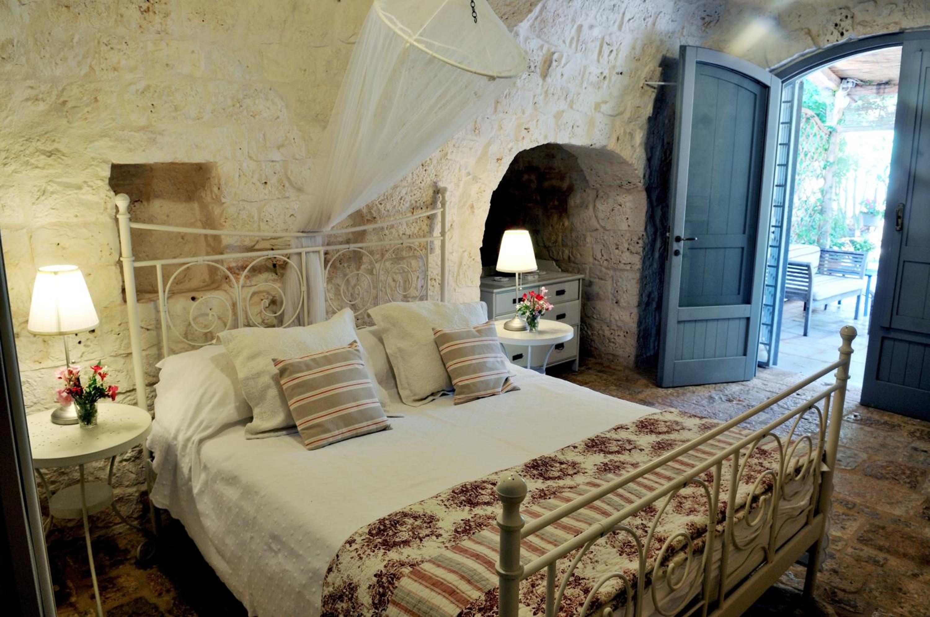 trulli mimosa by pugliadamare