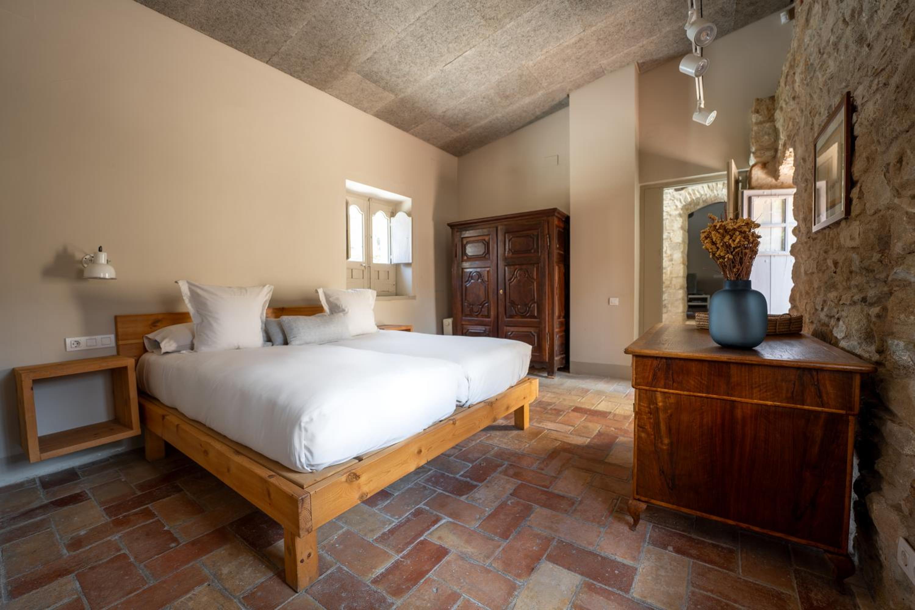 Deco - Casa Castell de Peratallada view 3