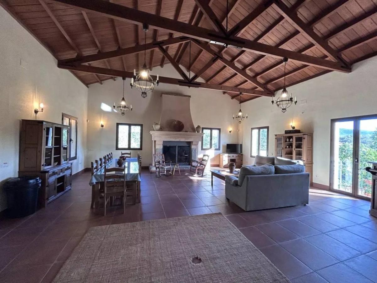 Casa Rural La Charquera
