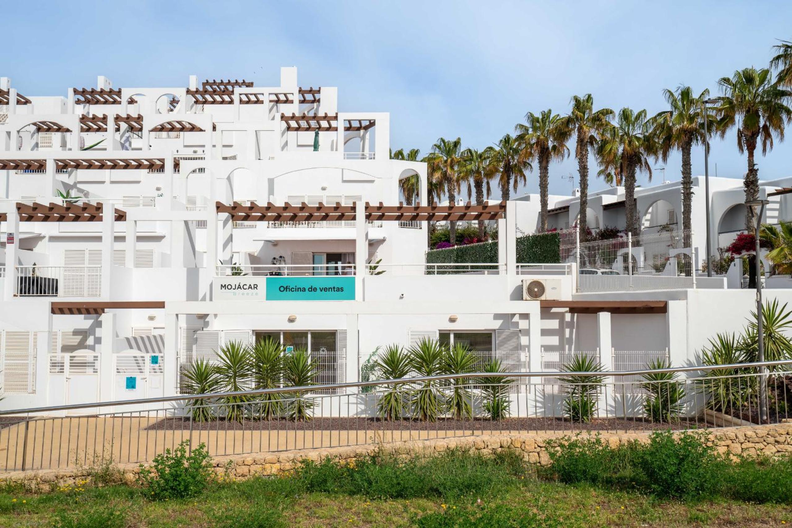 AlmeriaSuite Mojacar Breeze Apartments