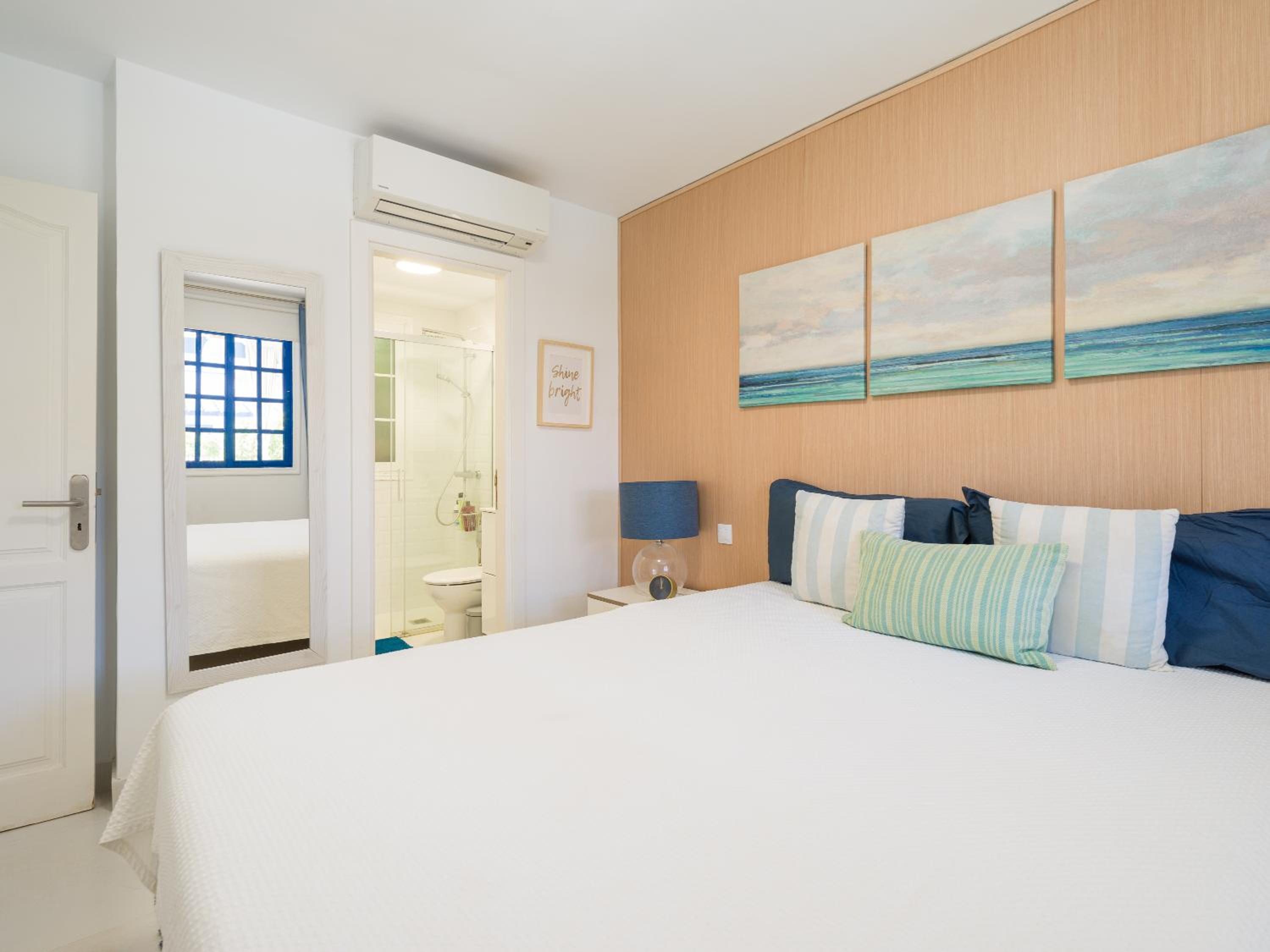 Harbour retreat at the beach by CanaryScape