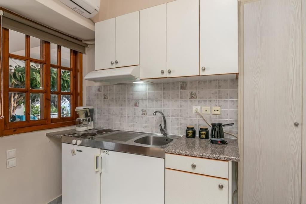 Napolitina Sea View Studio photo 3