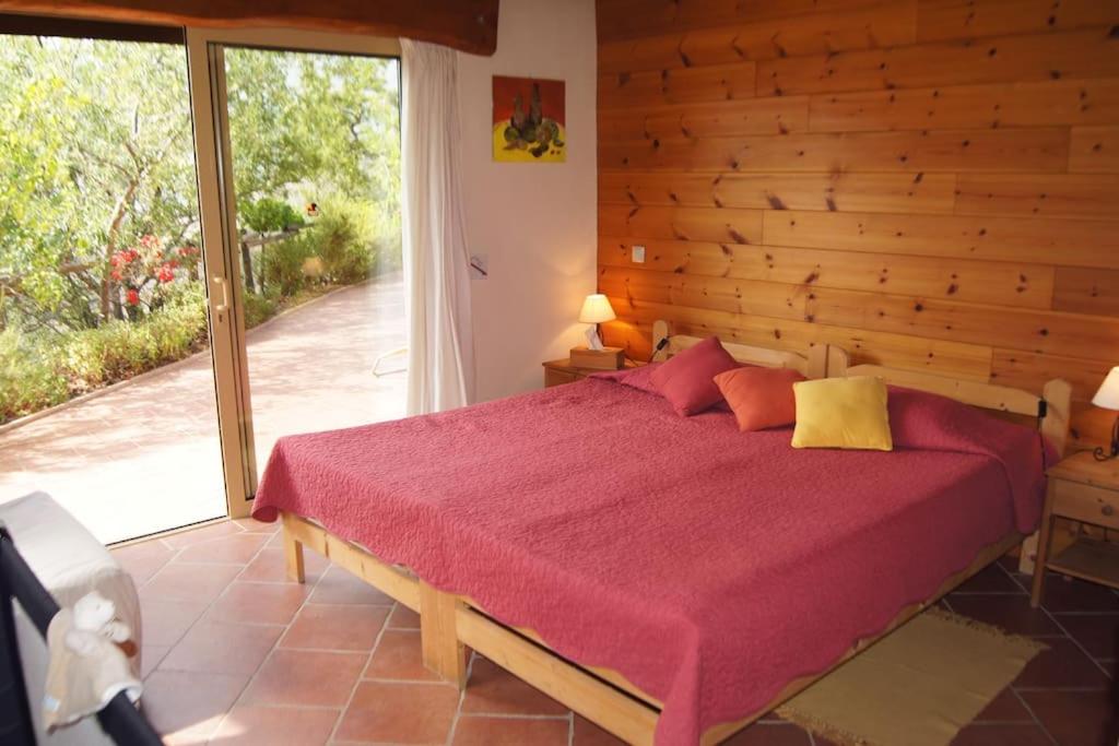 Villa Colina Tropical, between sea and mountains