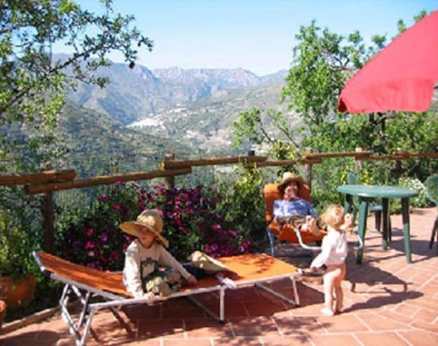 Villa Colina Tropical, between sea and mountains