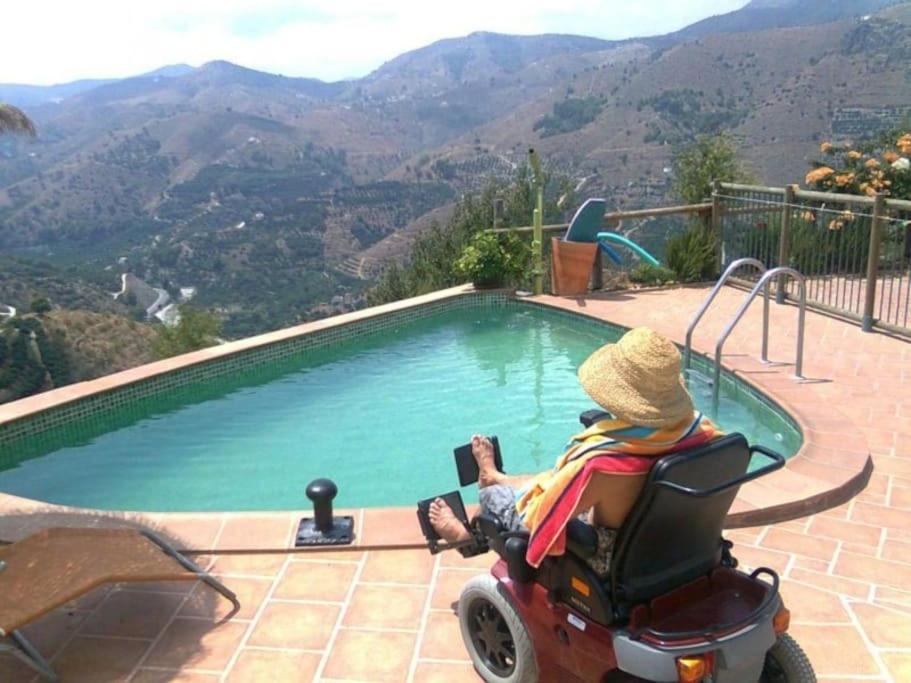 Villa Colina Tropical, between sea and mountains