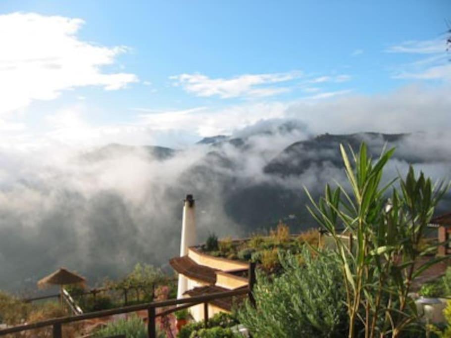 Villa Colina Tropical, between sea and mountains