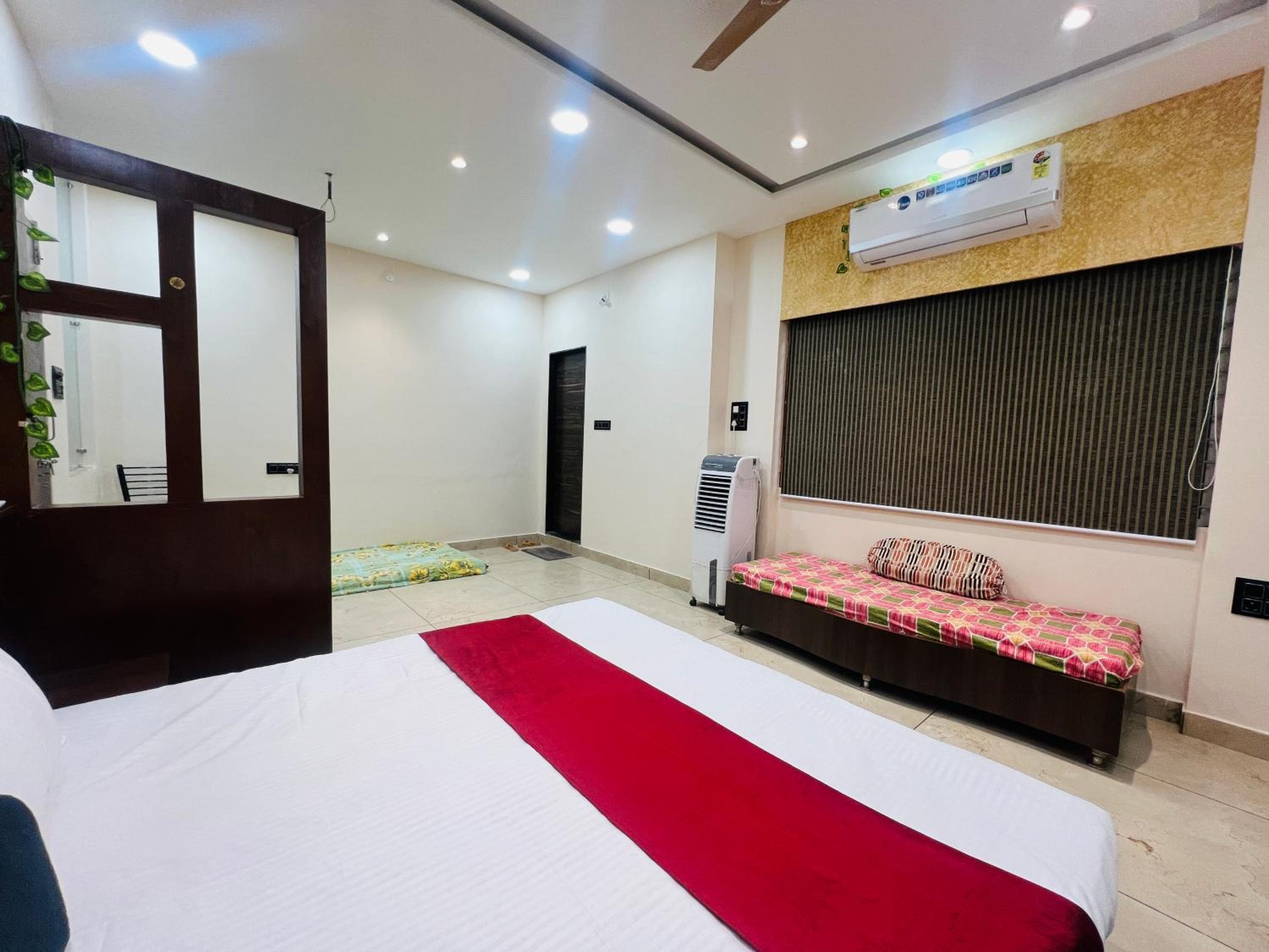 Swami homestay