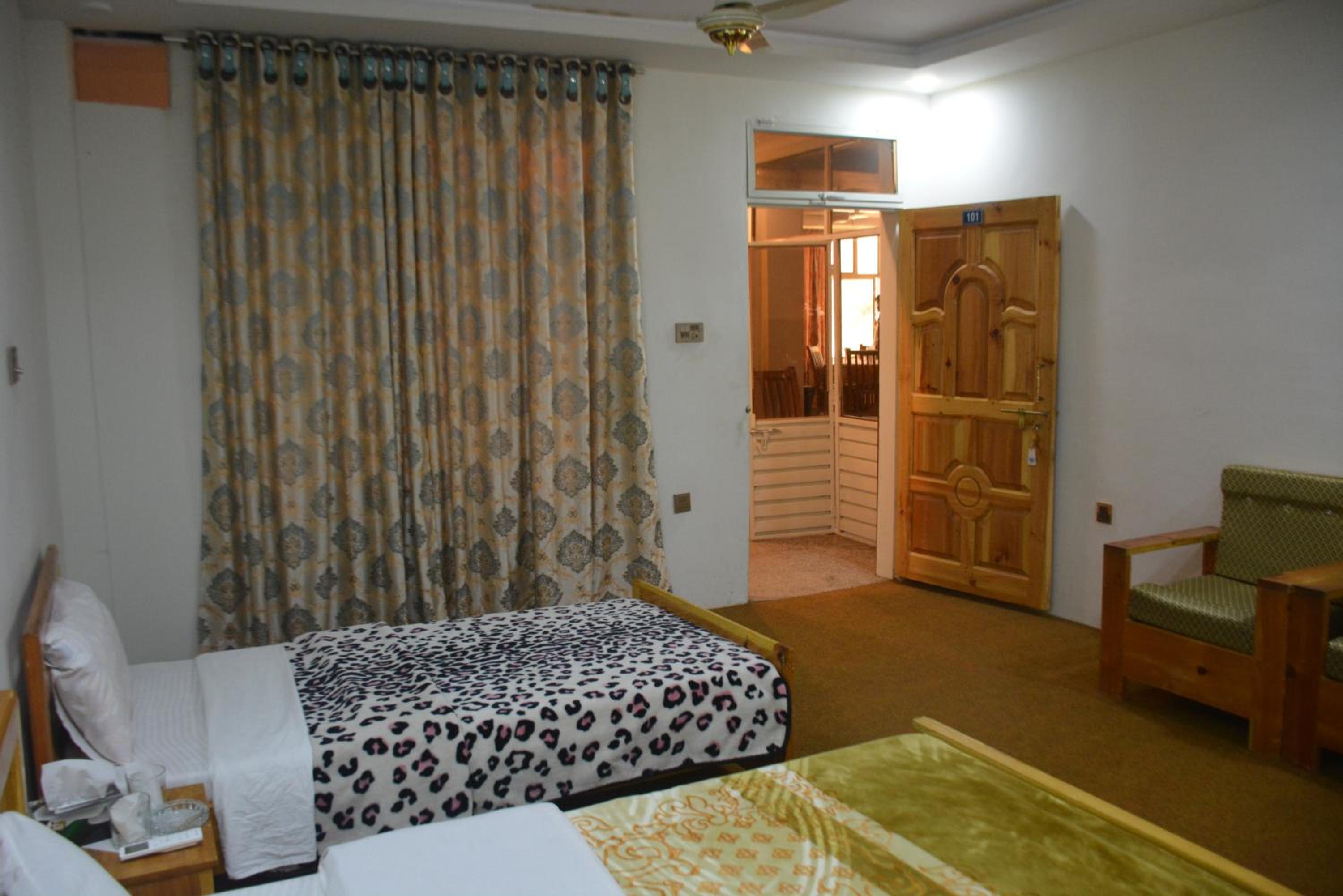Photo 13