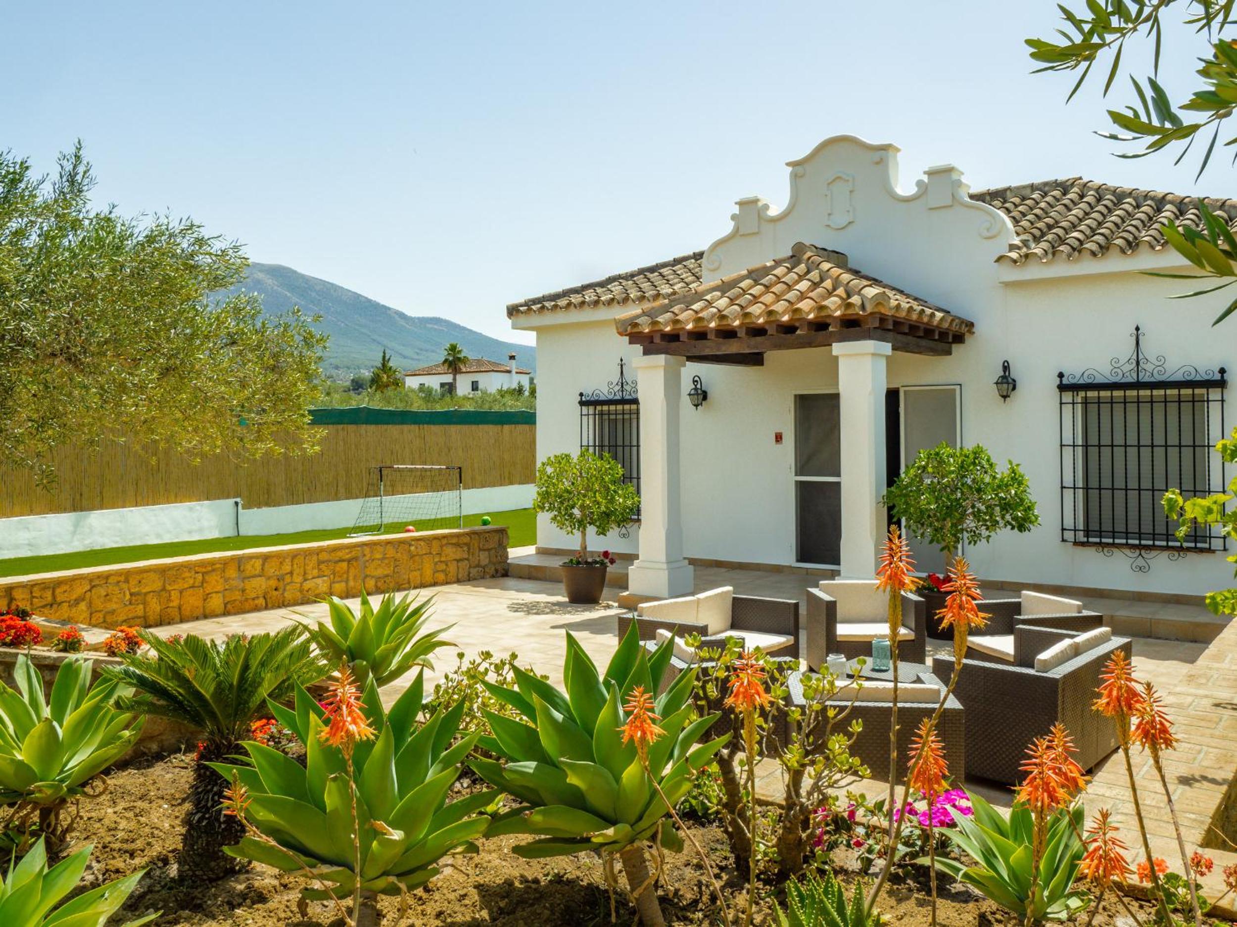 Cubo's La Luz del Valle Rural House view 3