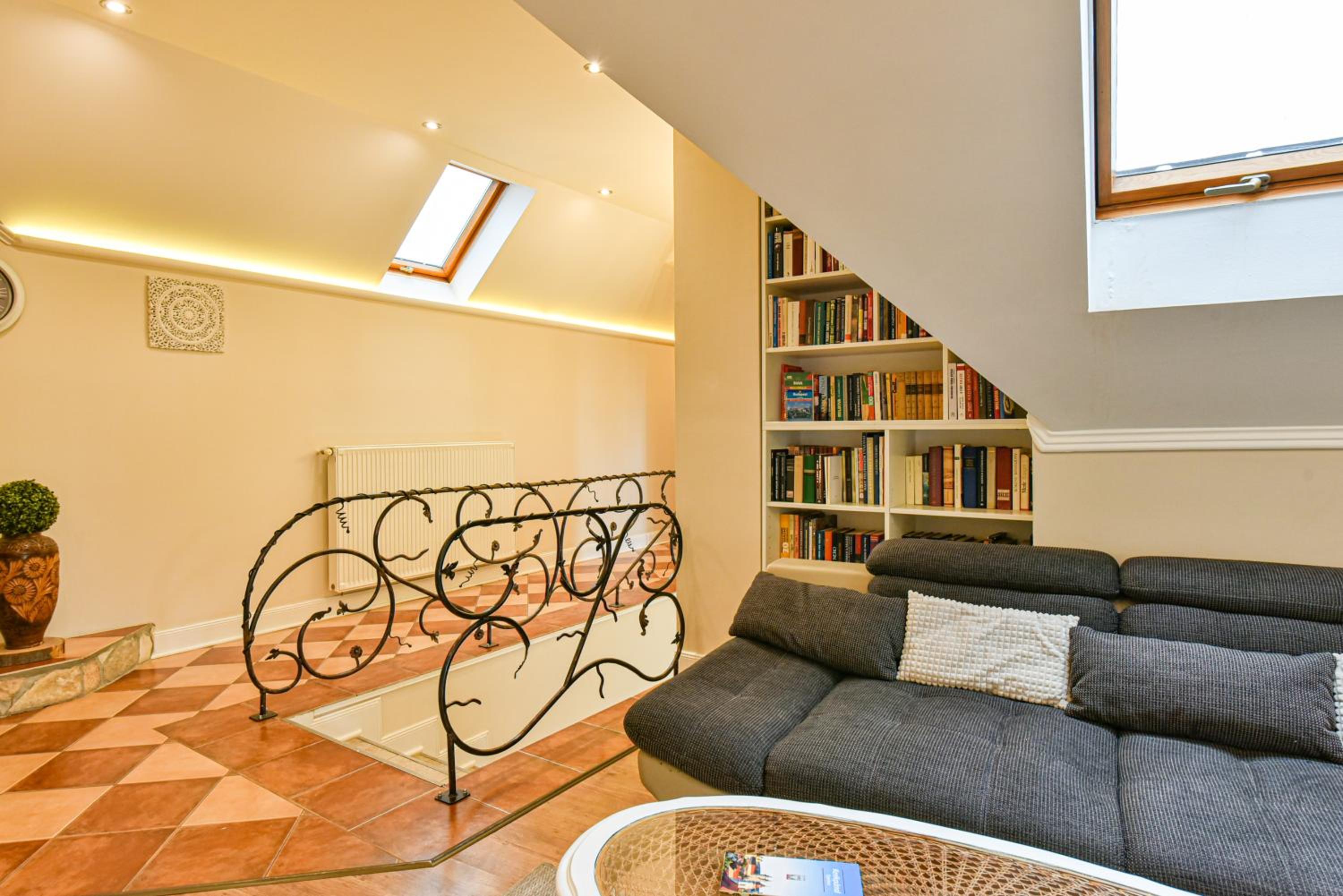 lounge