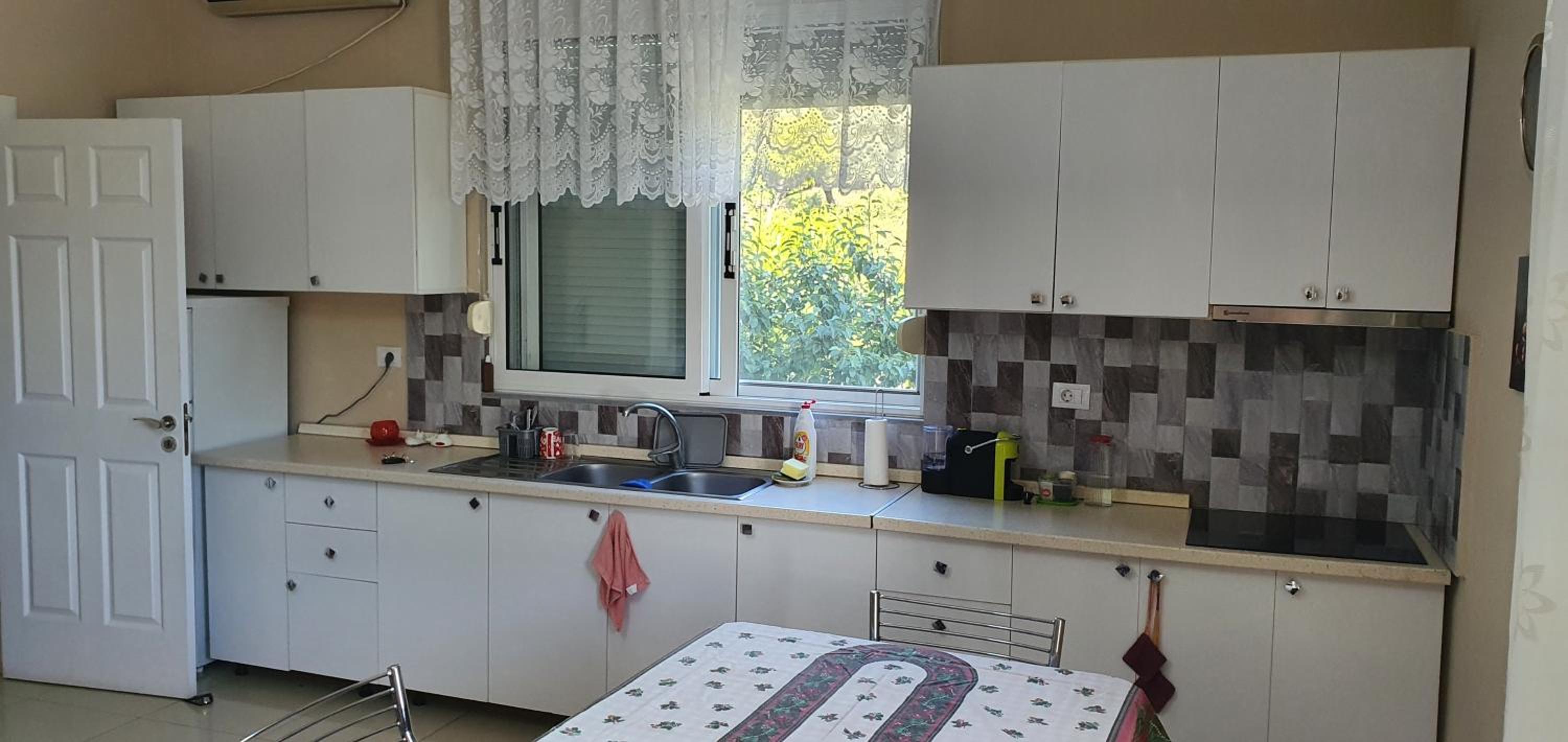 Borsh Private House